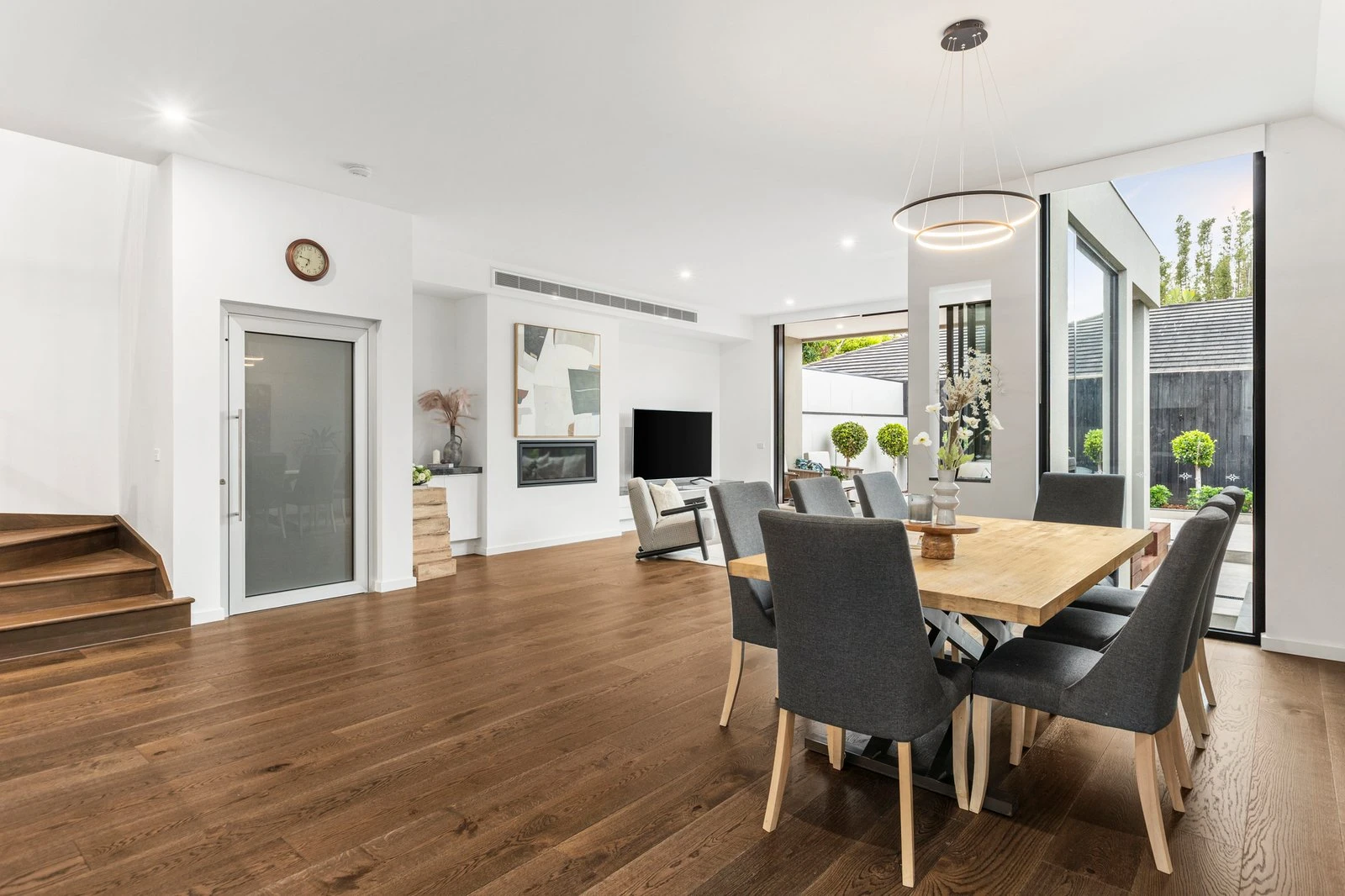 3B Carrington Grove, Brighton East, 3187