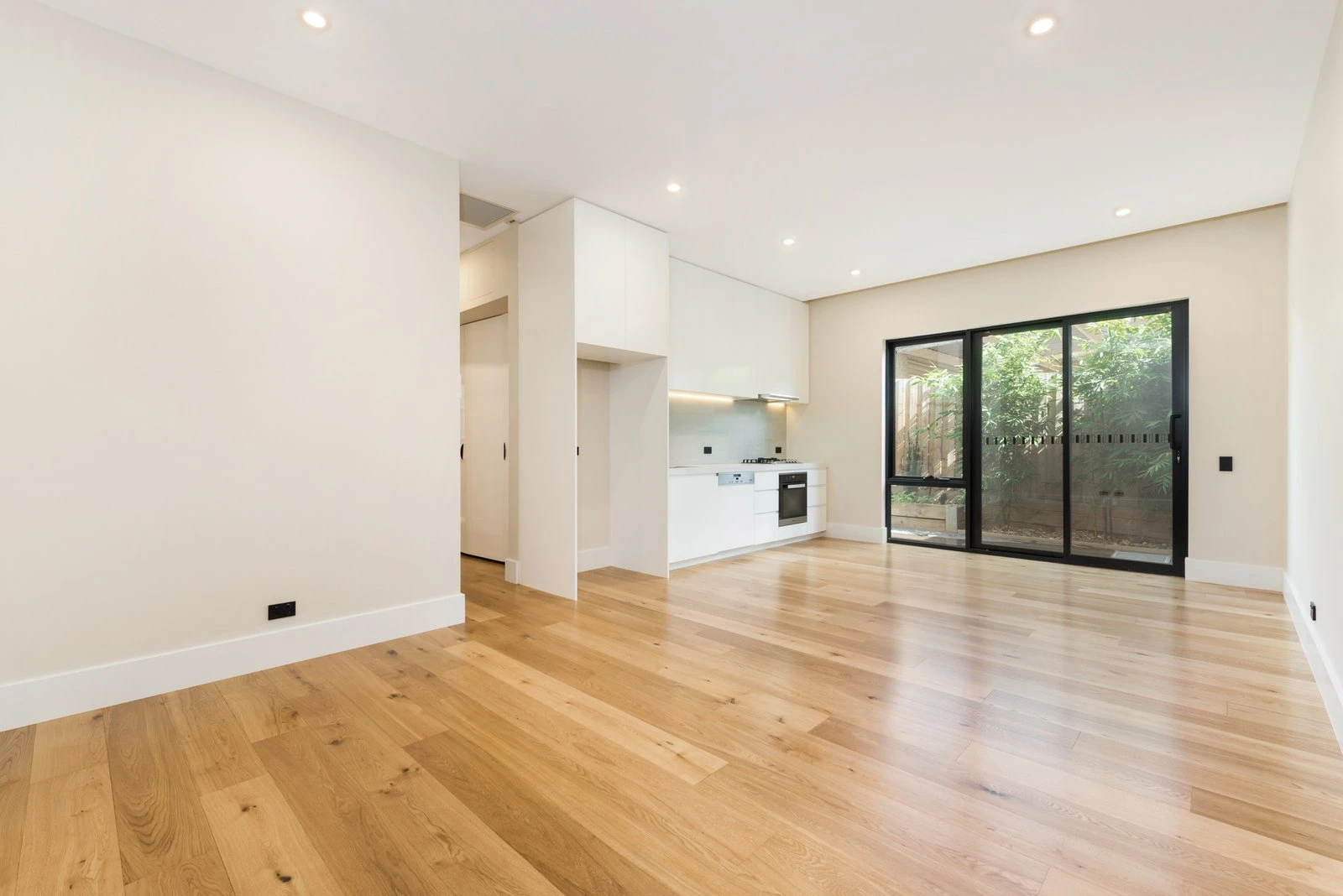 G04/53 Seymour Grove, Camberwell, 3124