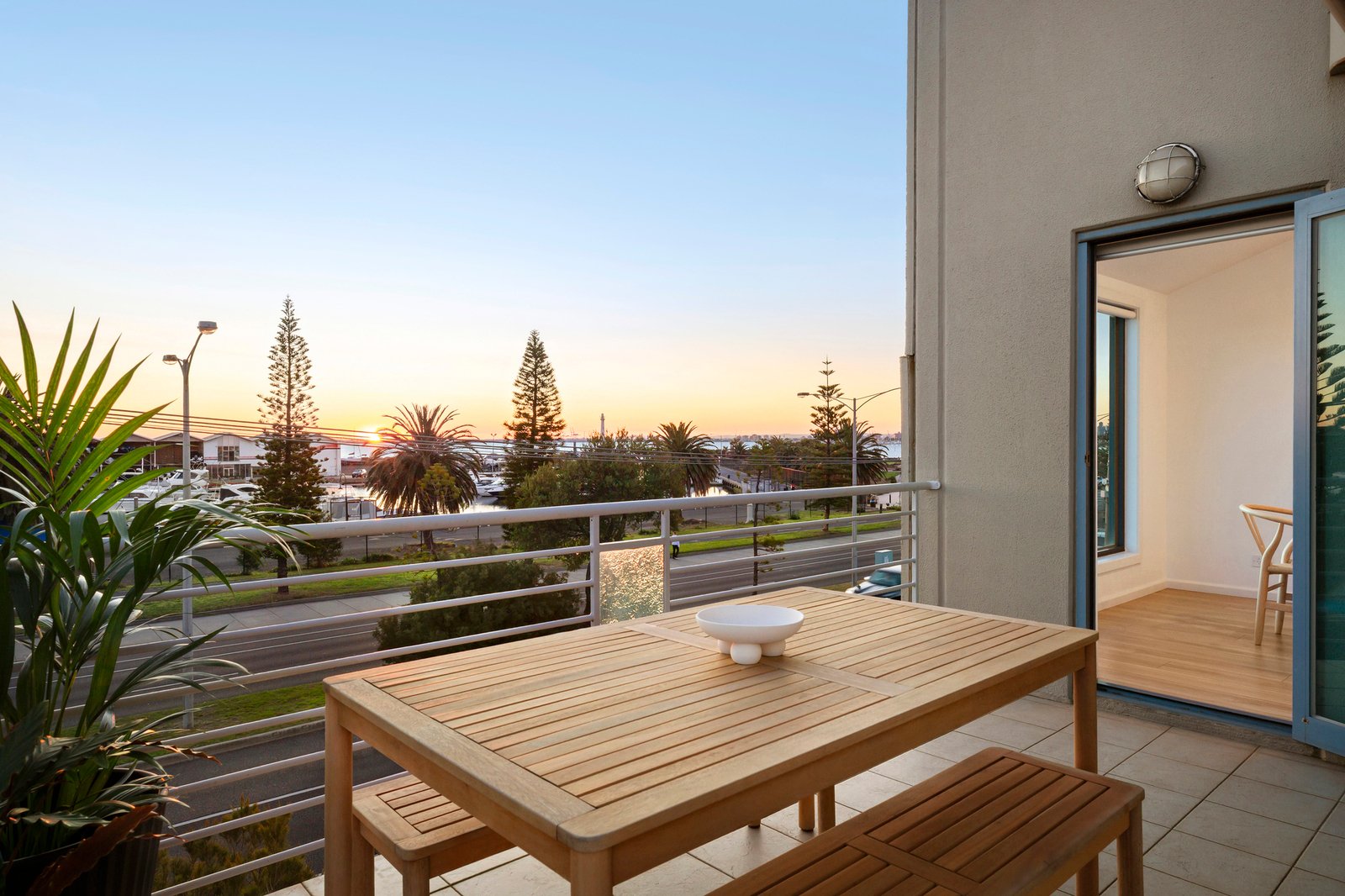 14/41 Marine Parade, St Kilda, 3182
