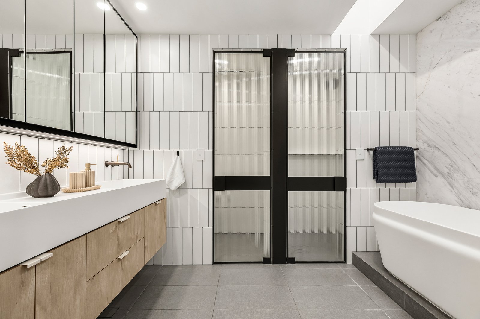 Penthouse 204/43 Crisp Street, Hampton, 3188