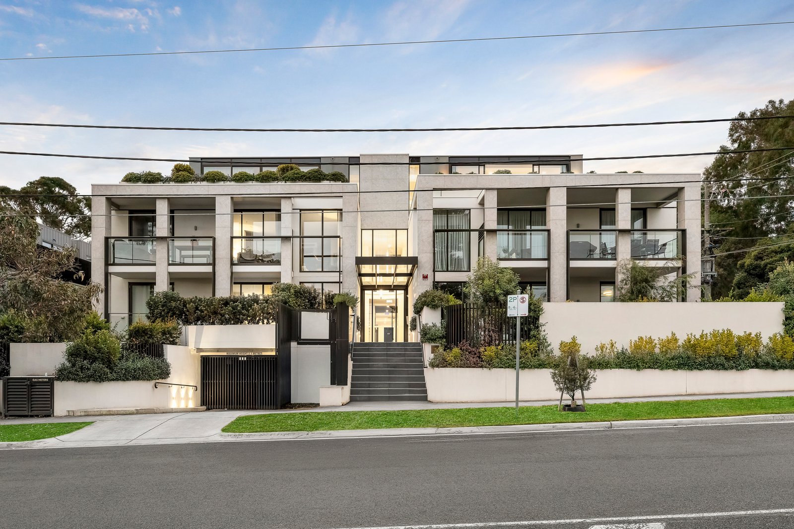 Penthouse 204/43 Crisp Street, Hampton, 3188