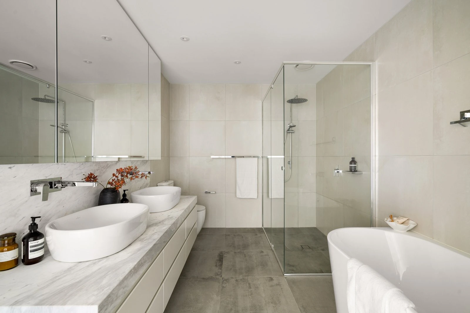 Penthouse, 705 Orrong Road, Toorak, 3142