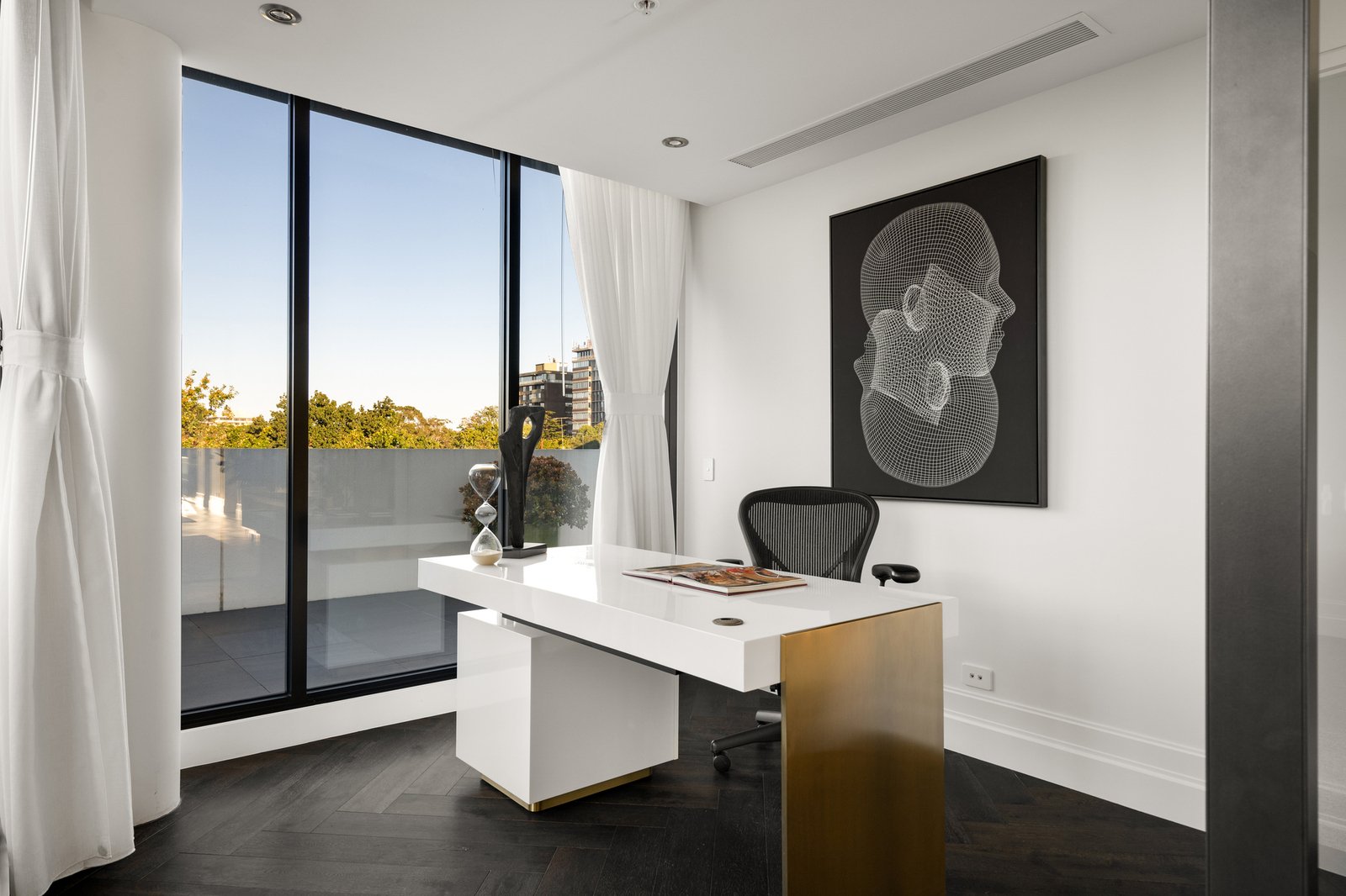 Penthouse, 705 Orrong Road, Toorak, 3142