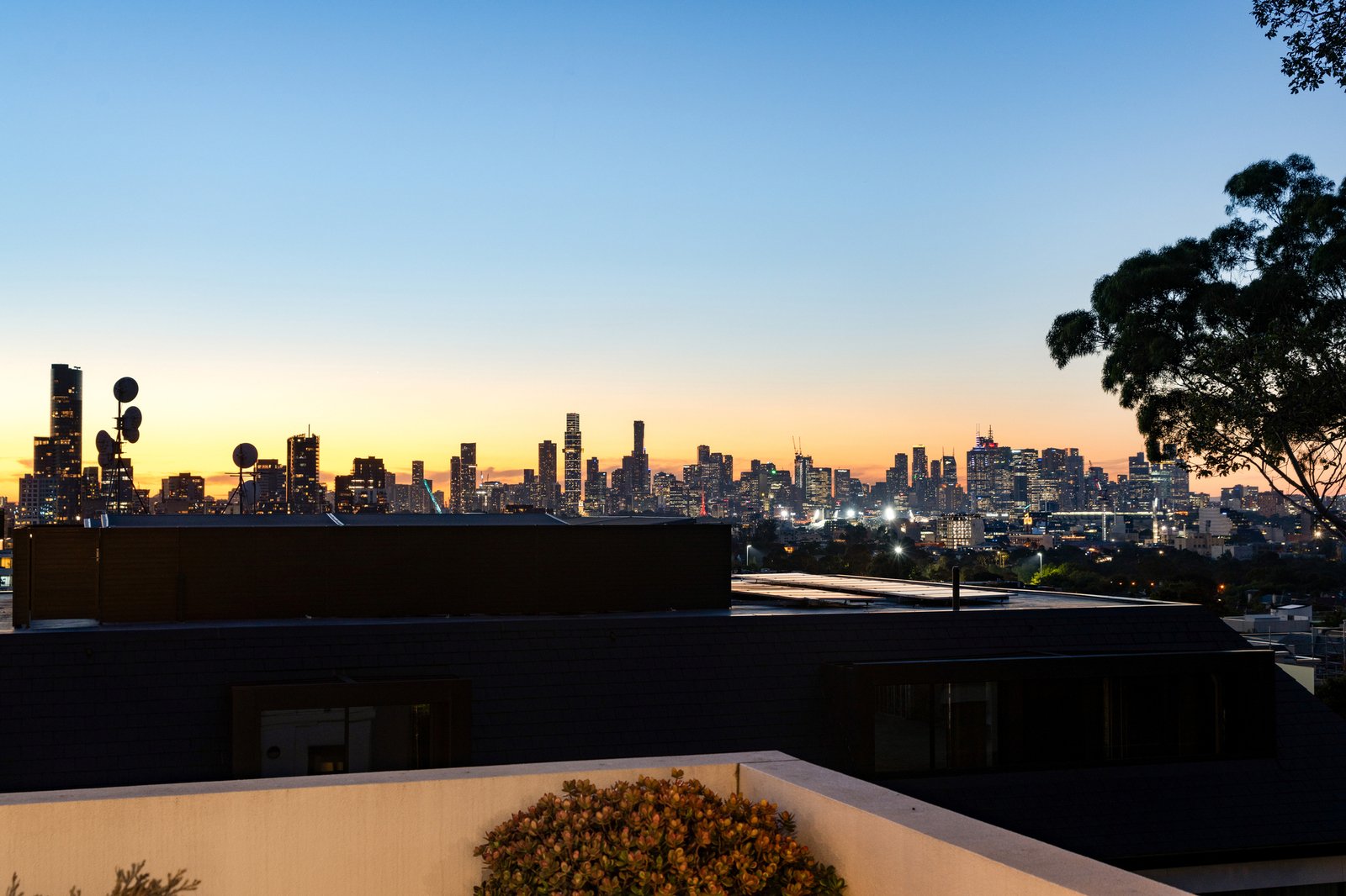 Penthouse, 705 Orrong Road, Toorak, 3142