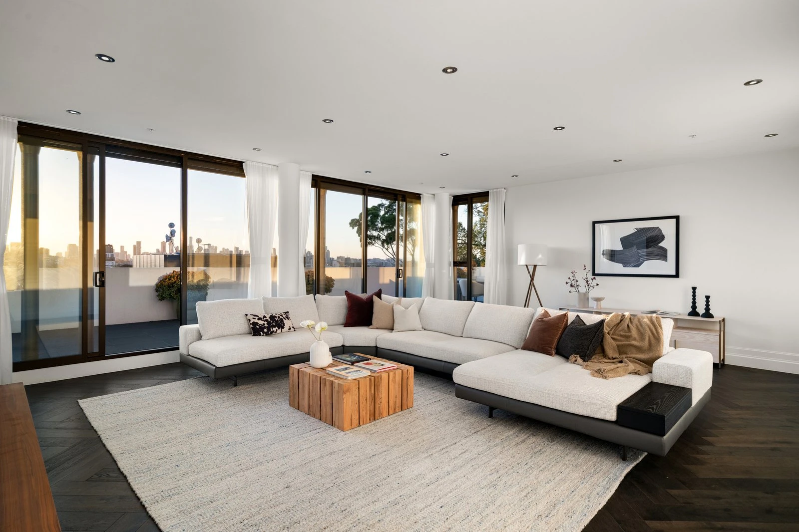 Penthouse, 705 Orrong Road, Toorak, 3142