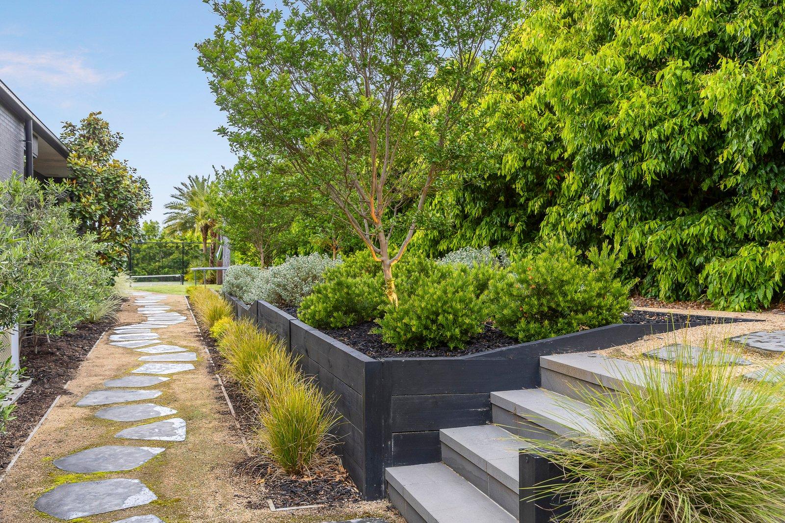 4-5 Adare Court, Berwick, 3806