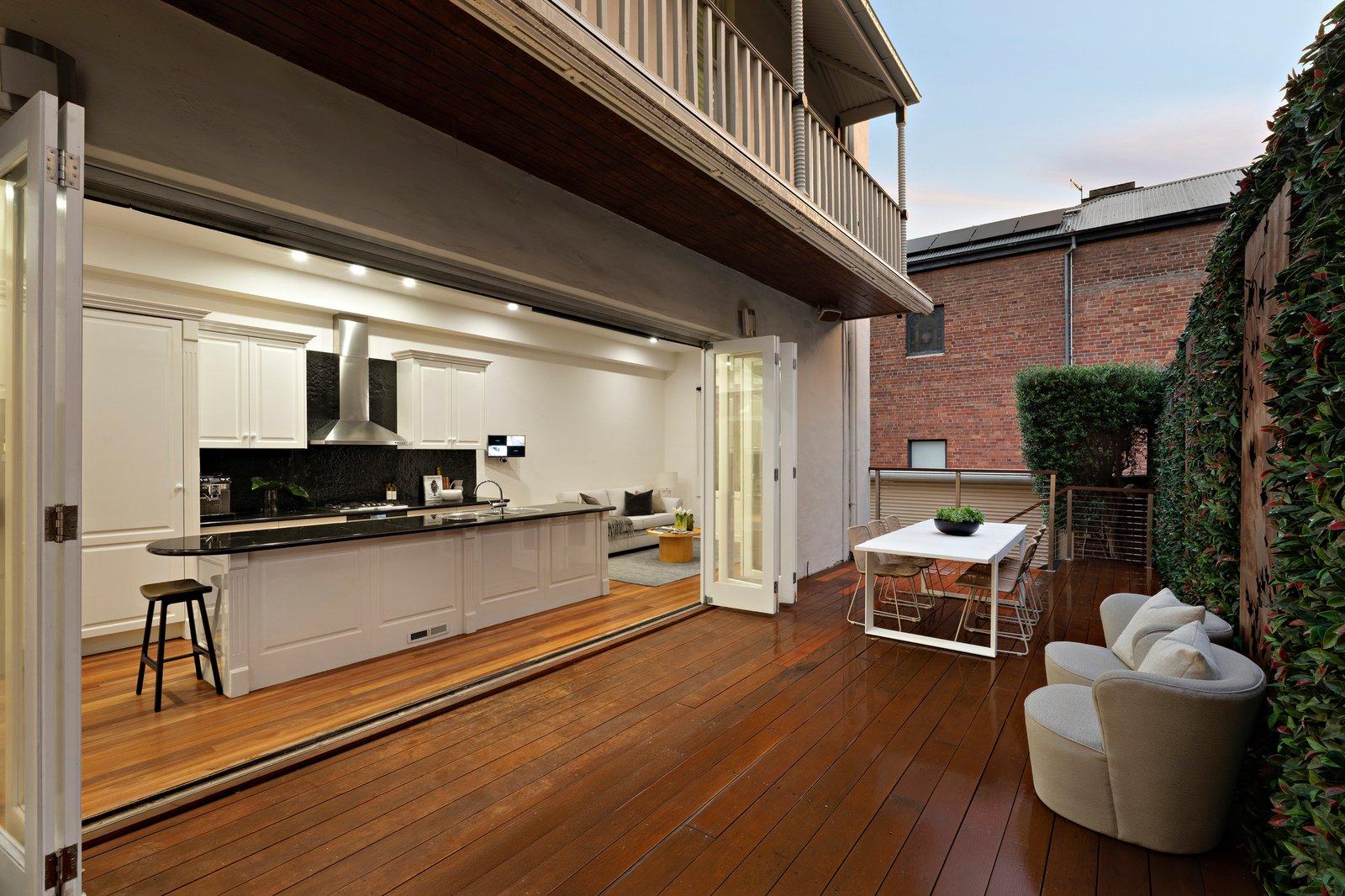 4 Canterbury Road, Albert Park, 3206