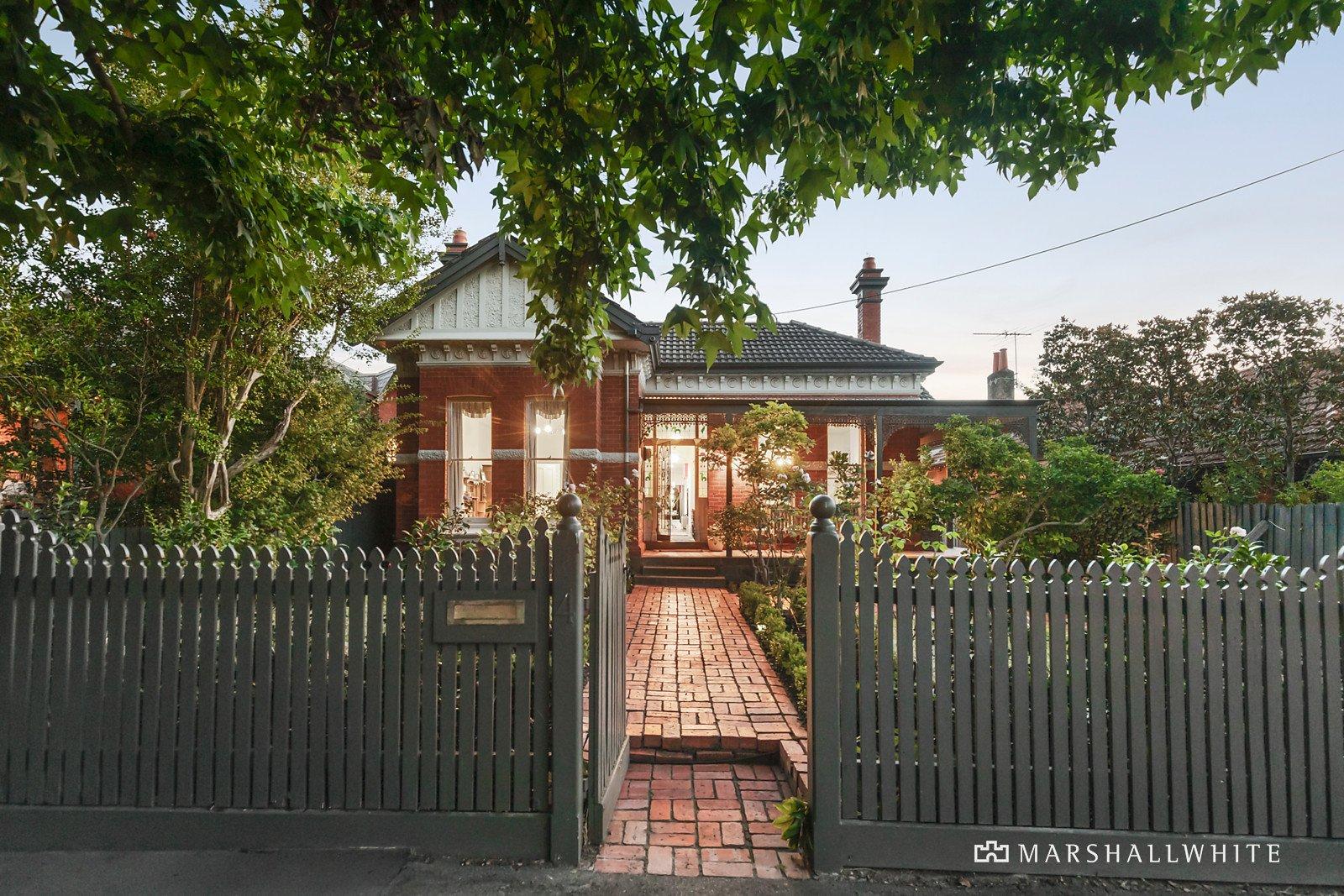 4 Kintore Street, Camberwell, 3124