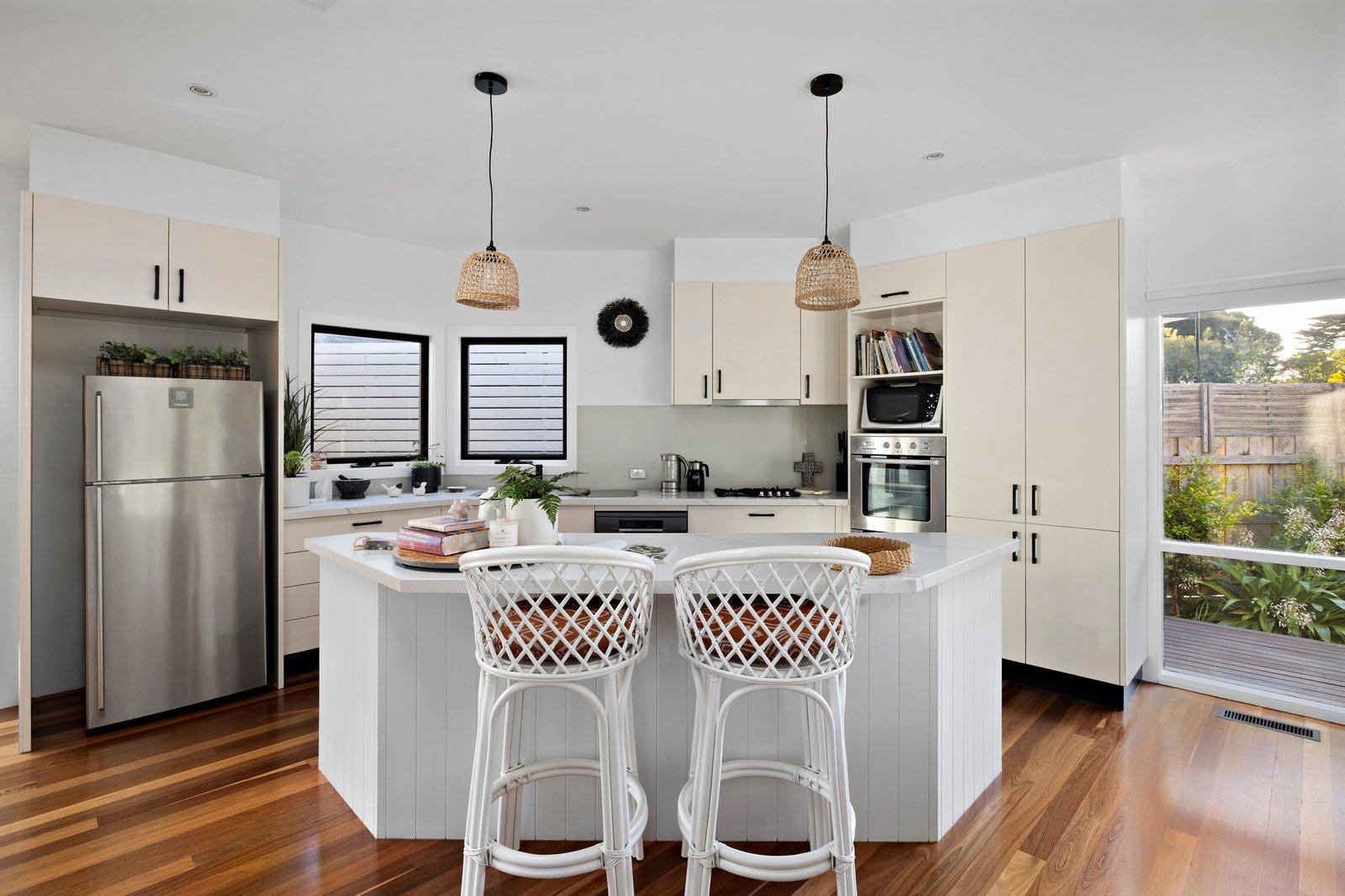 4 Lea Street, Mount Martha, 3934