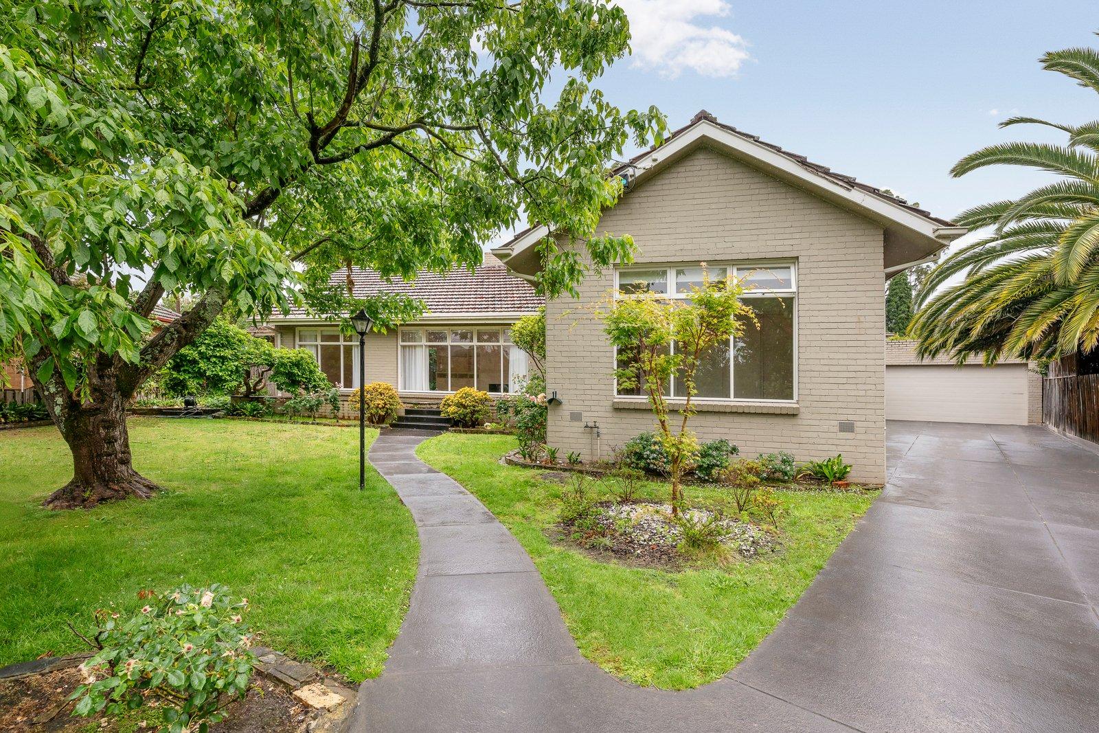 4 Lenne Court, Camberwell, Vic