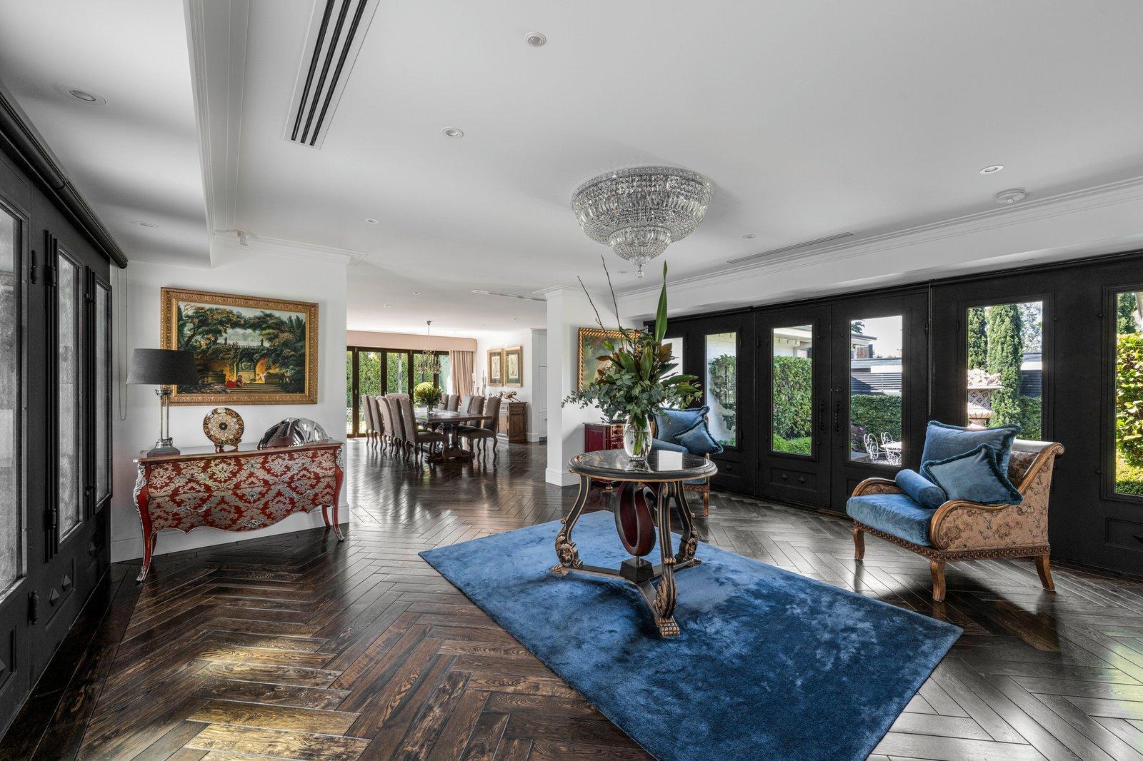 4 Teringa Place, Toorak, 3142