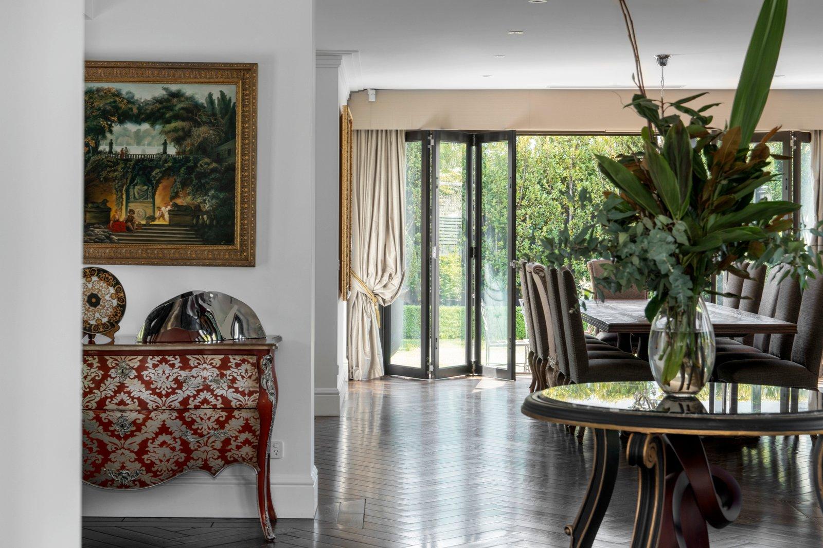 4 Teringa Place, Toorak, 3142