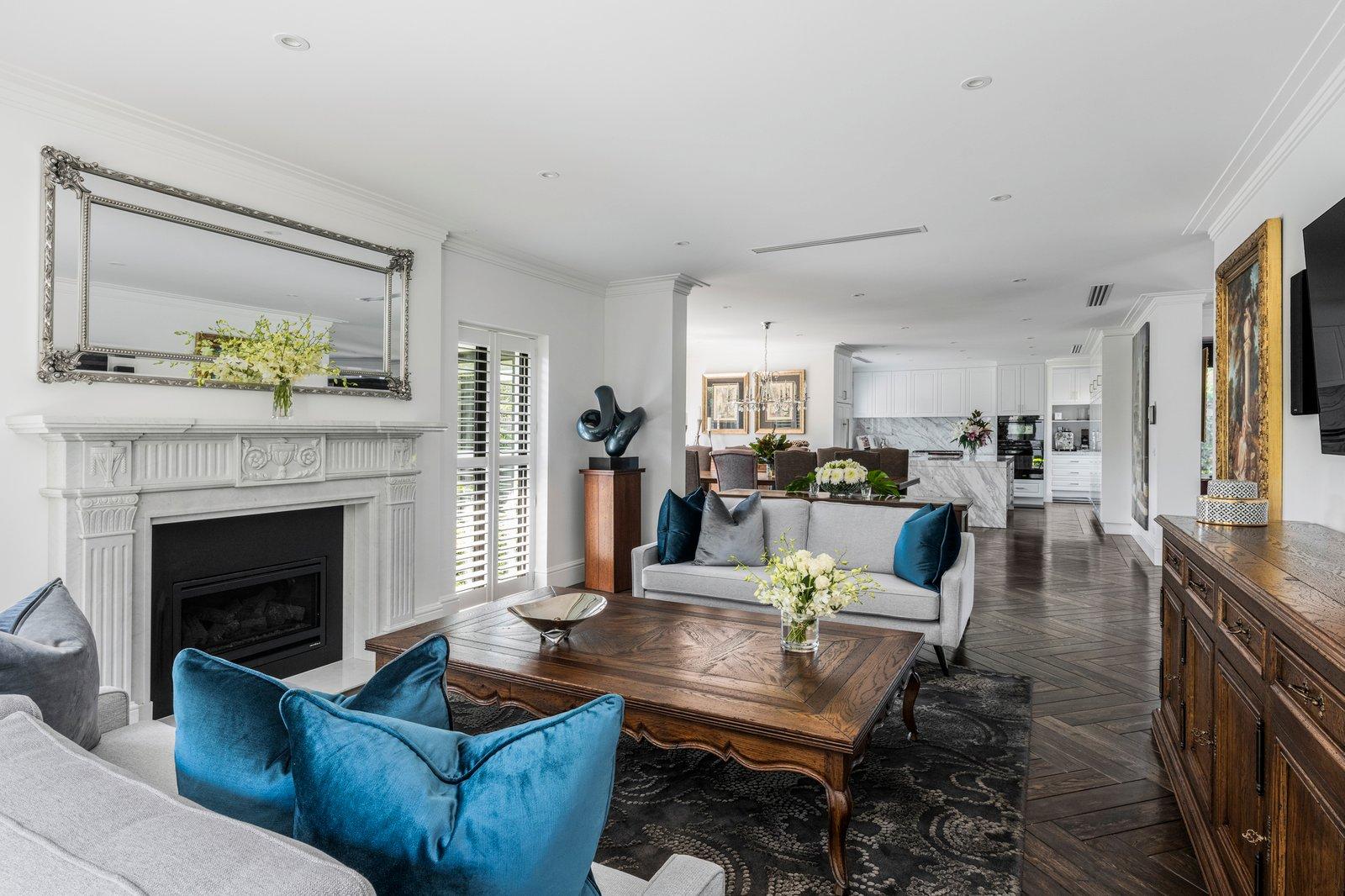 4 Teringa Place, Toorak, 3142