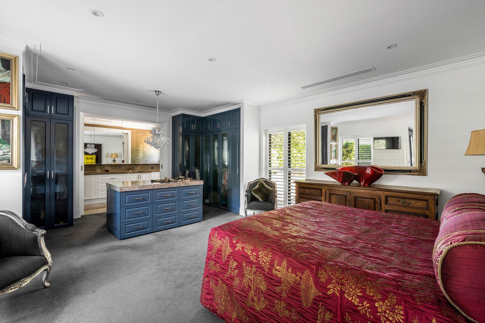 4 Teringa Place, Toorak, 3142