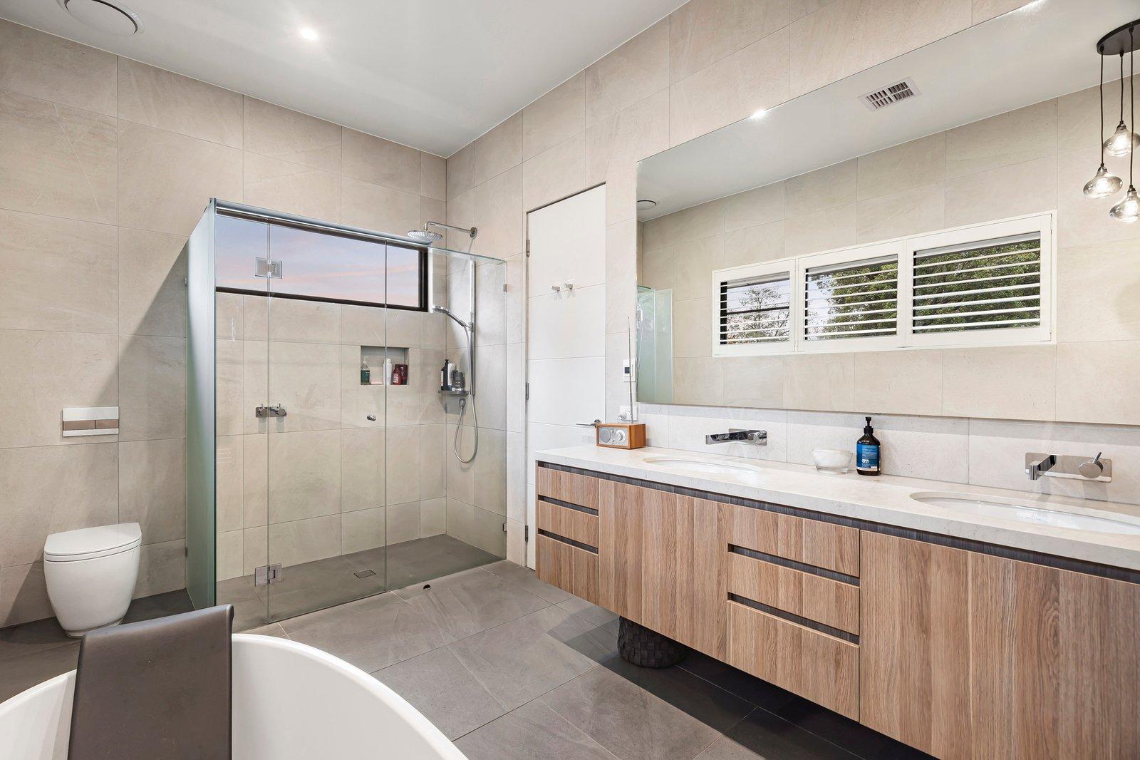 40-42 Balwyn Road, Canterbury, 3126