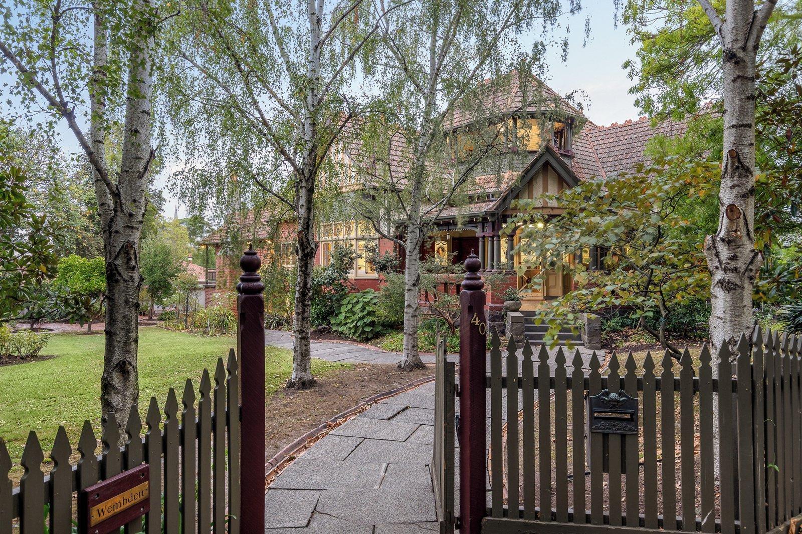 40 Chrystobel Crescent, Hawthorn, 3122