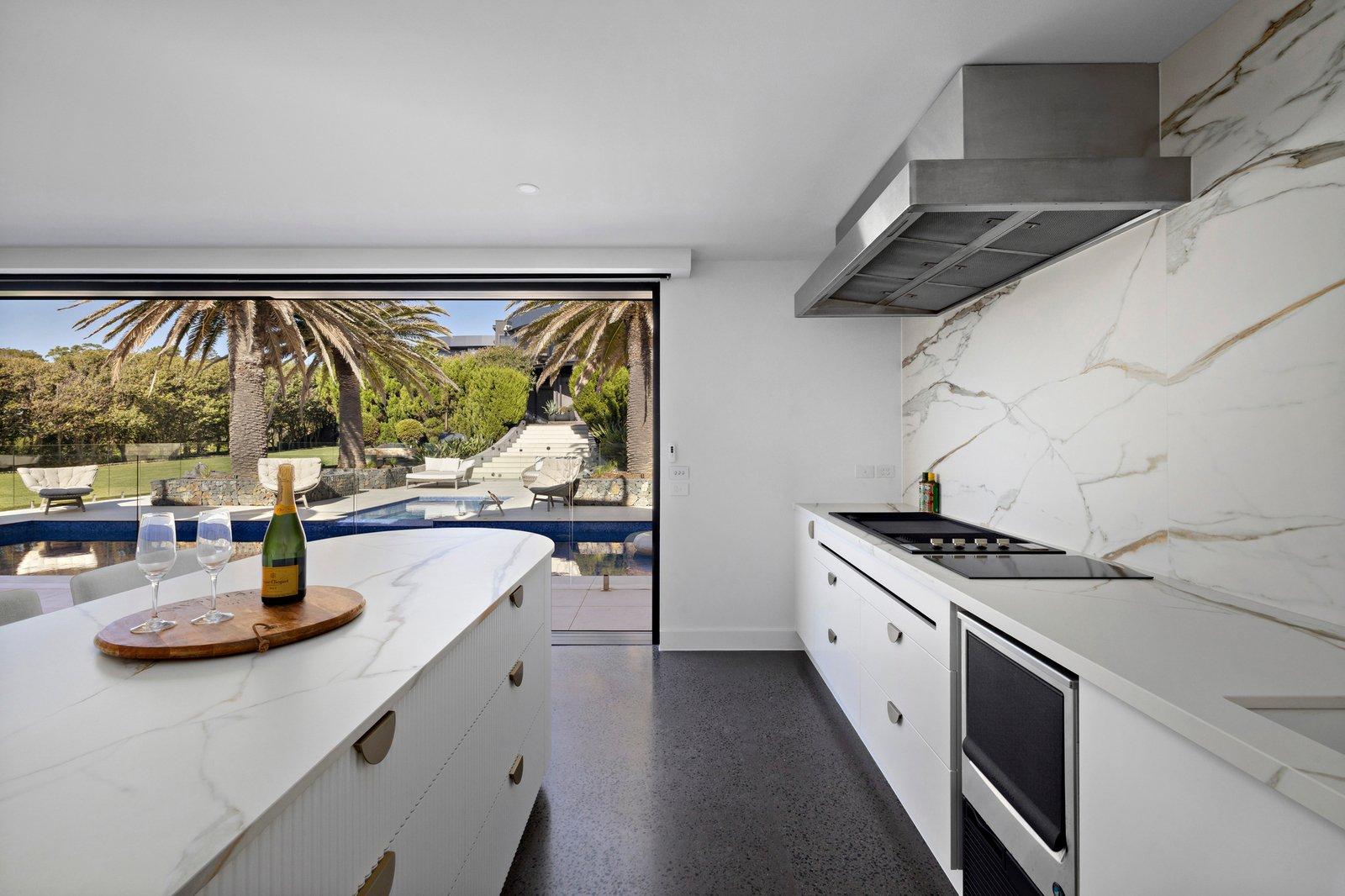 413-414 Esplanade, Mount Martha, 3934