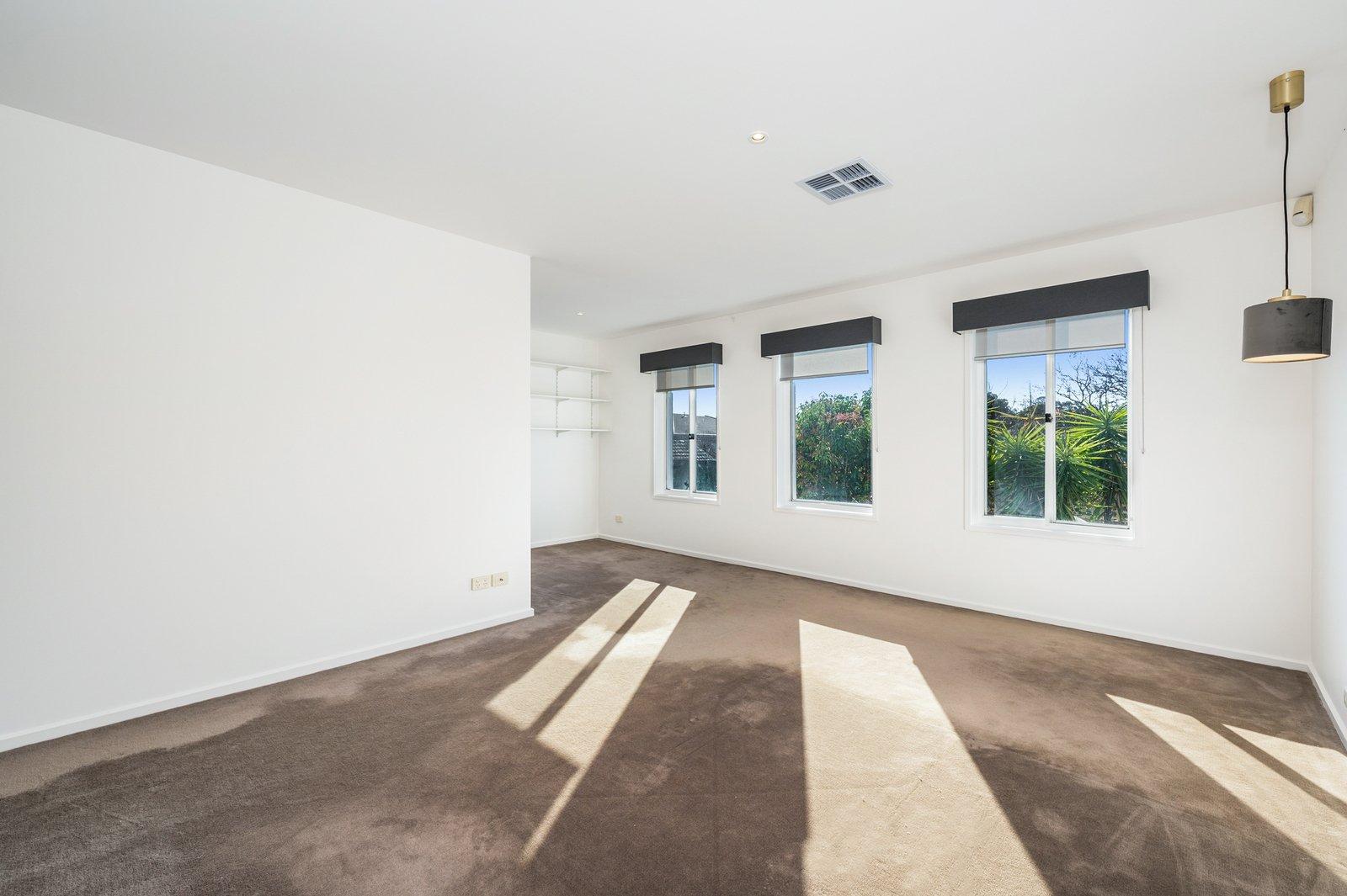 4/19 Howard Street, Glen Iris, 3146