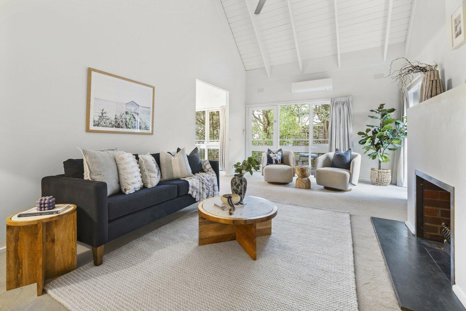 42 Wimborne Avenue, Mount Eliza, 3930