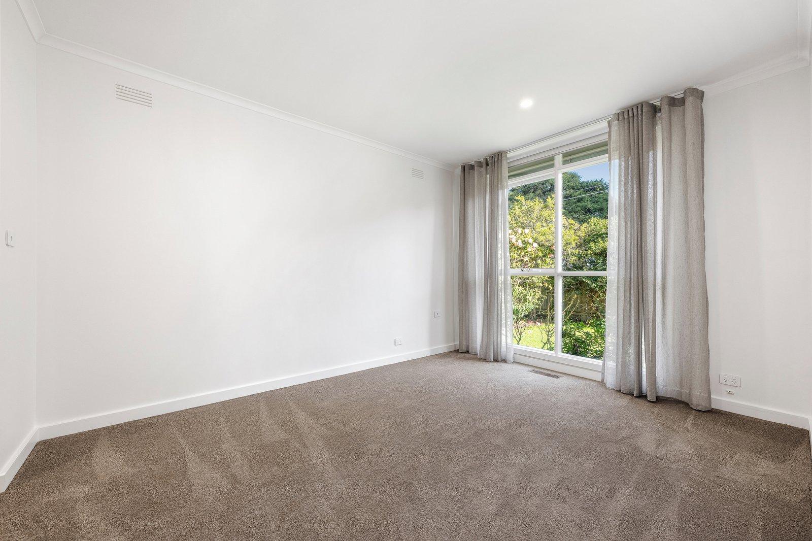 4/2 Haldane Street, Beaumaris, 3193