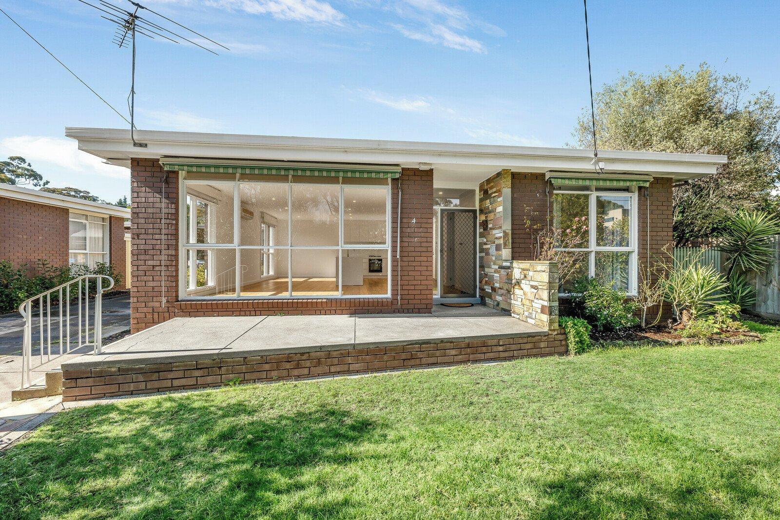 4/2 Haldane Street, Beaumaris, 3193