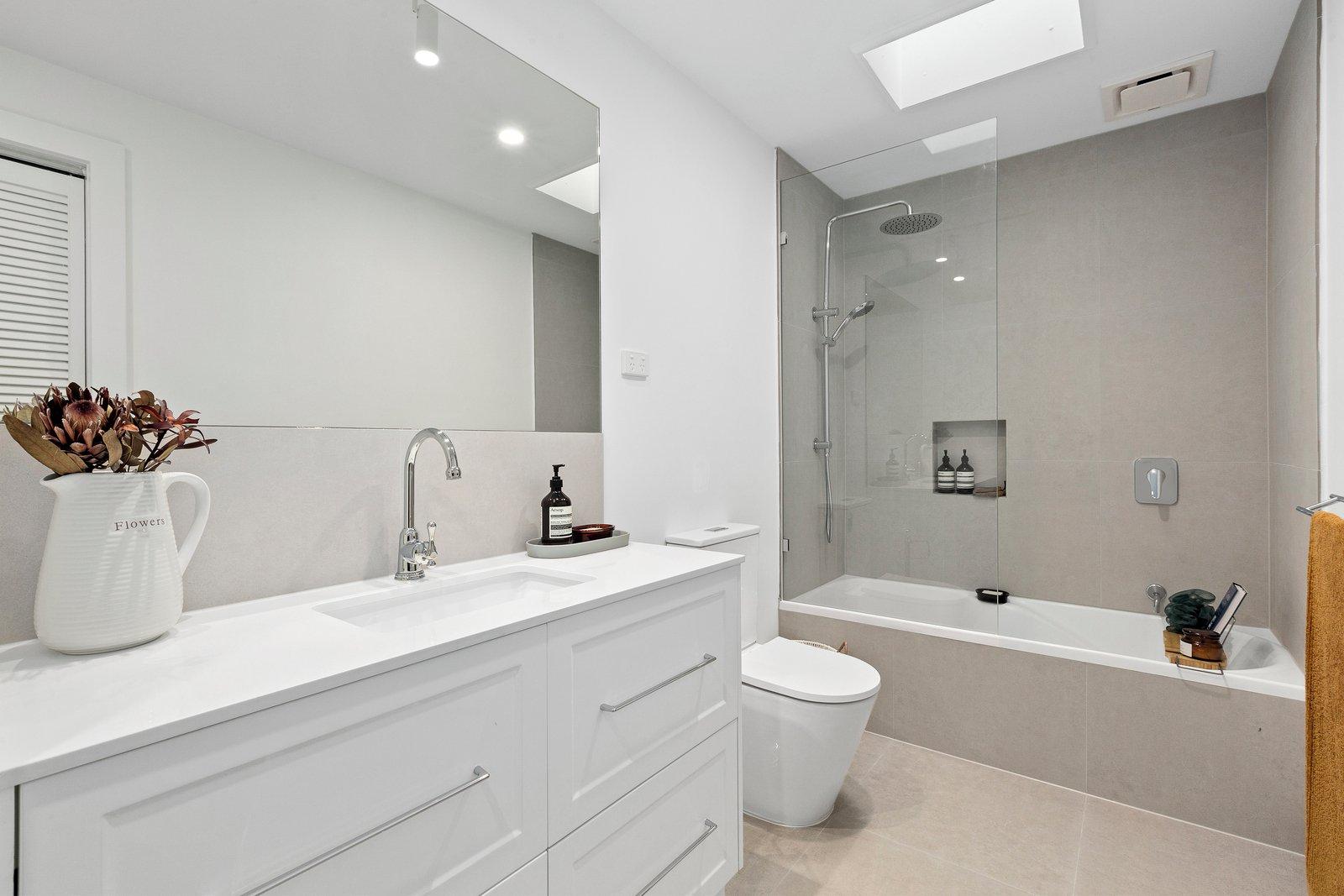 42 Rothesay Avenue, Elwood, 3184