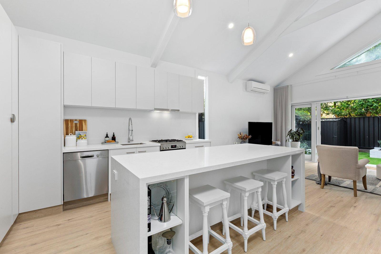 42 Rothesay Avenue, Elwood, 3184