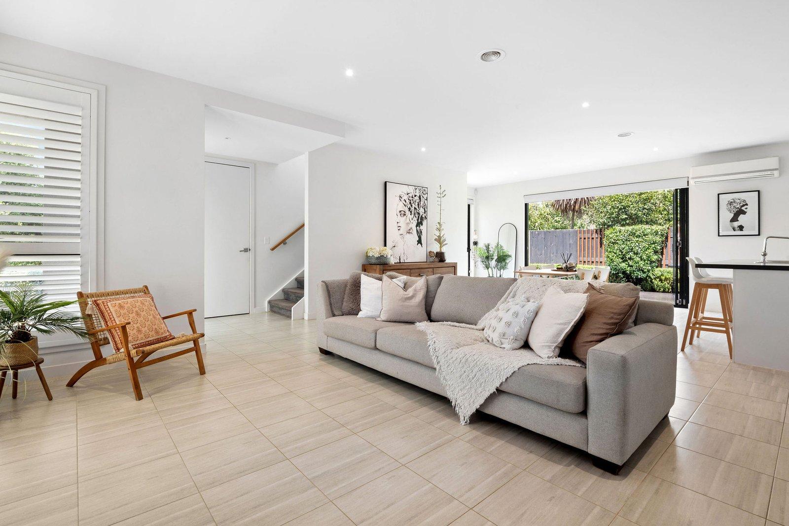 4/24 Van Ness Avenue, Mornington, 3931