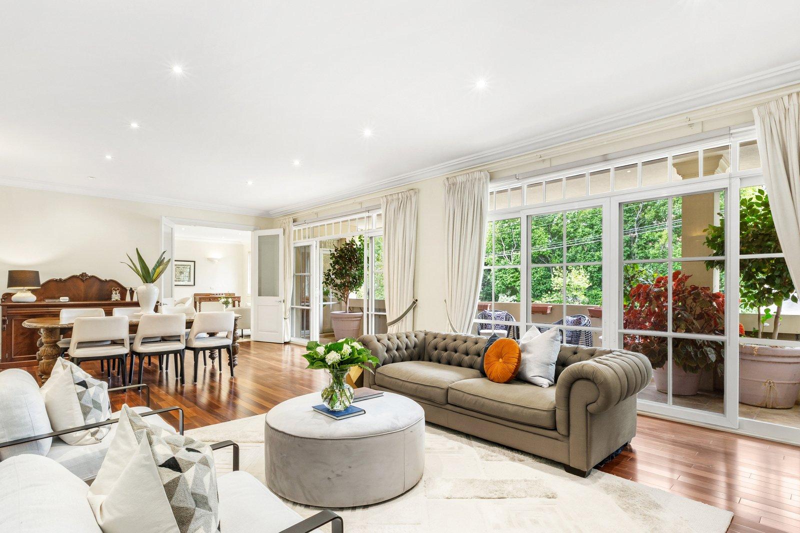 4/2a Struan Street, Toorak, 3142