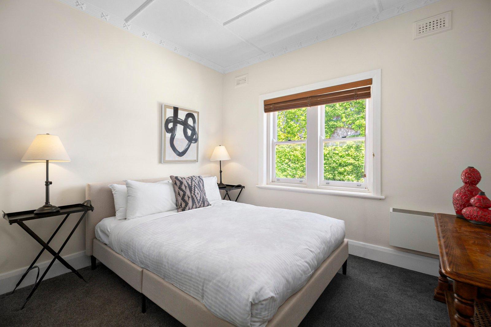 4/33 Bevan Street, Albert Park, 3206