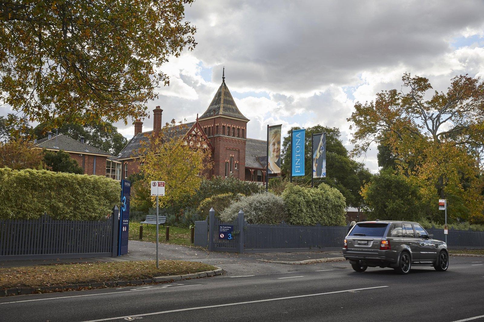 44 Grosvenor Parade, Balwyn, 3103