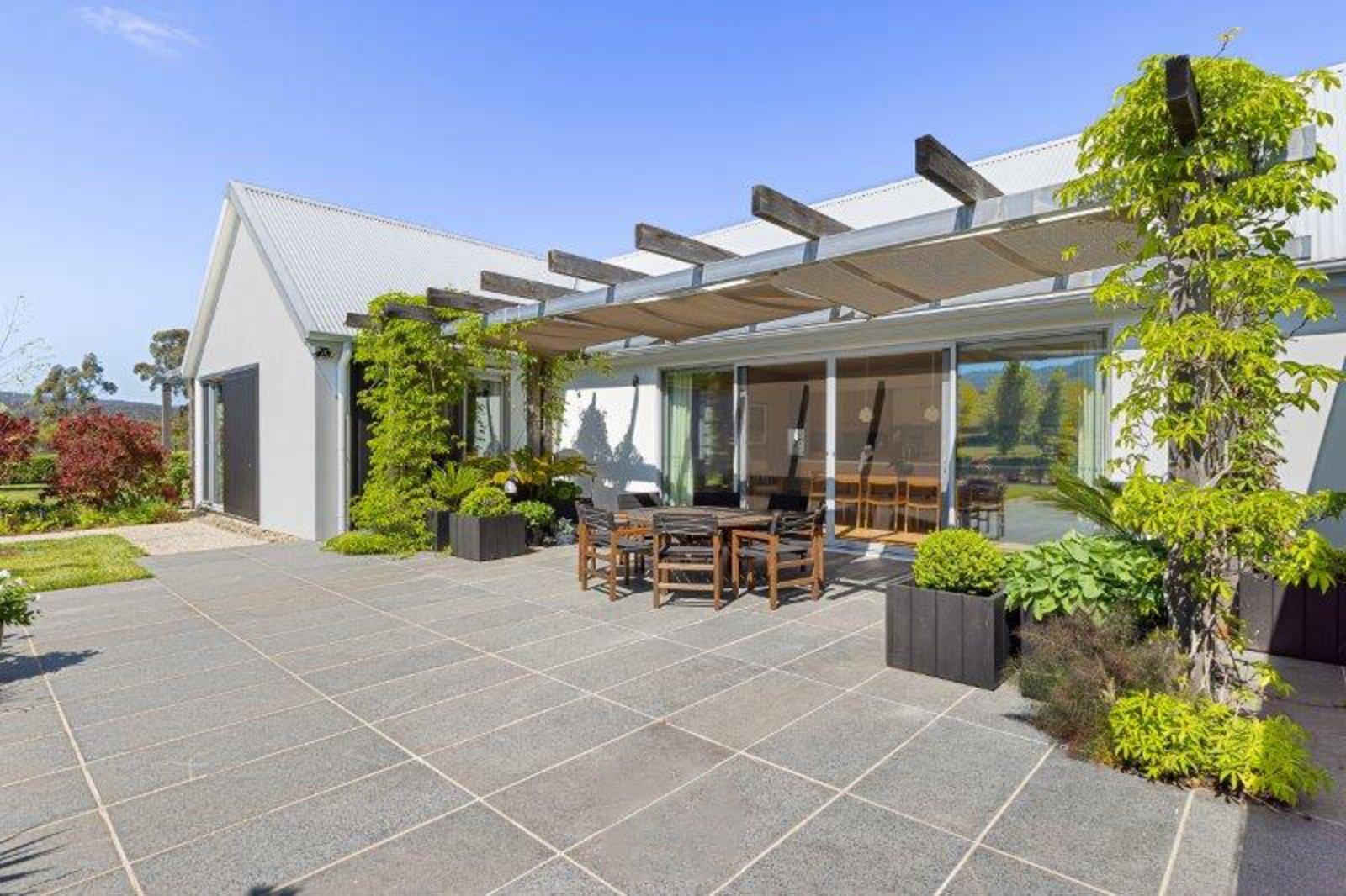 44 Manorina Way, Macedon, 3440