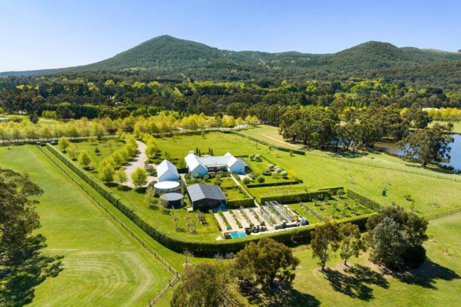 44 Manorina Way, Macedon, 3440