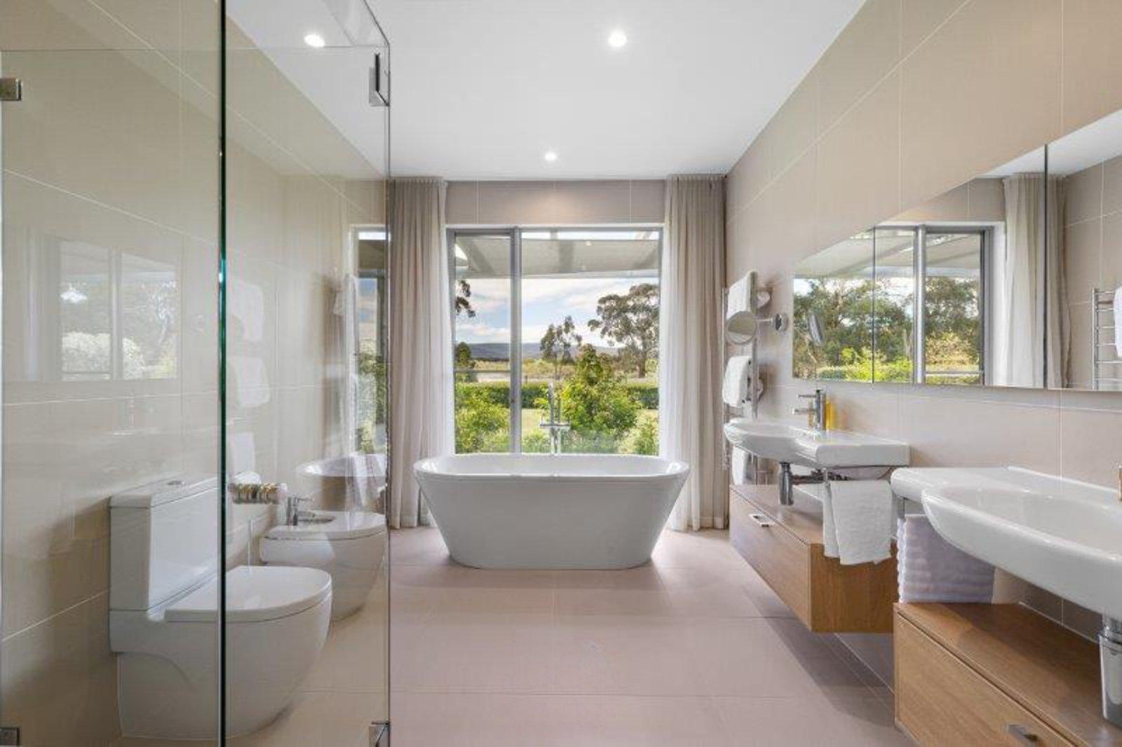 44 Manorina Way, Macedon, 3440