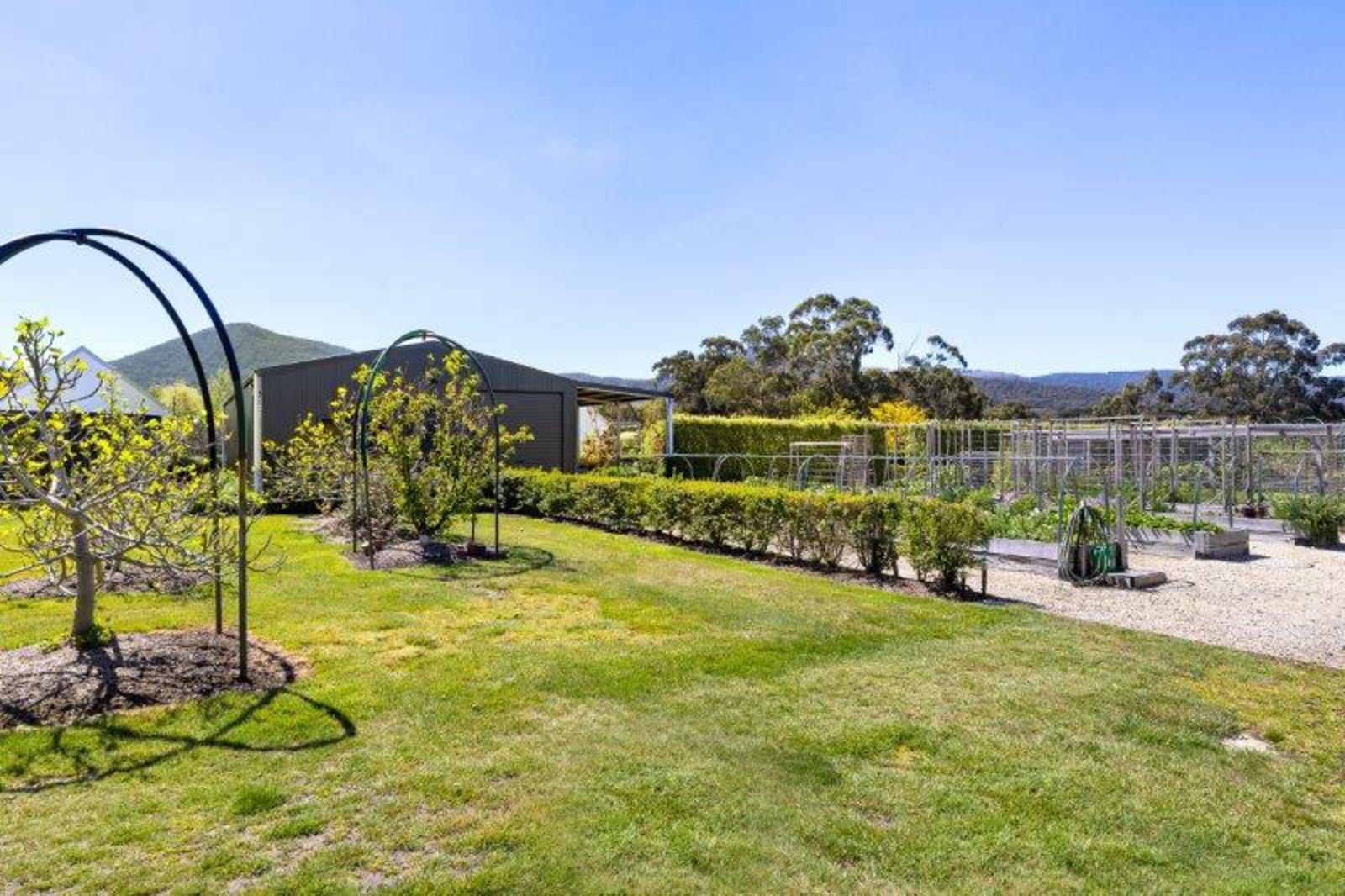 44 Manorina Way, Macedon, 3440