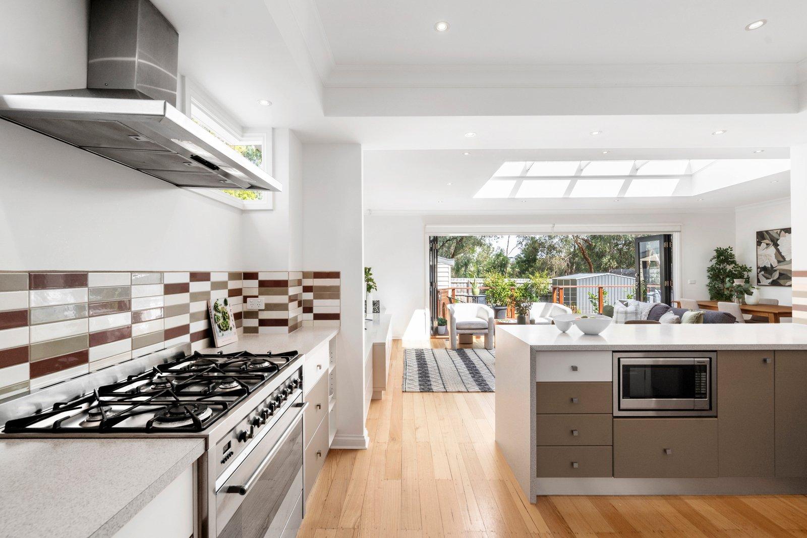 44 Swan Street, Blackburn South, 3130