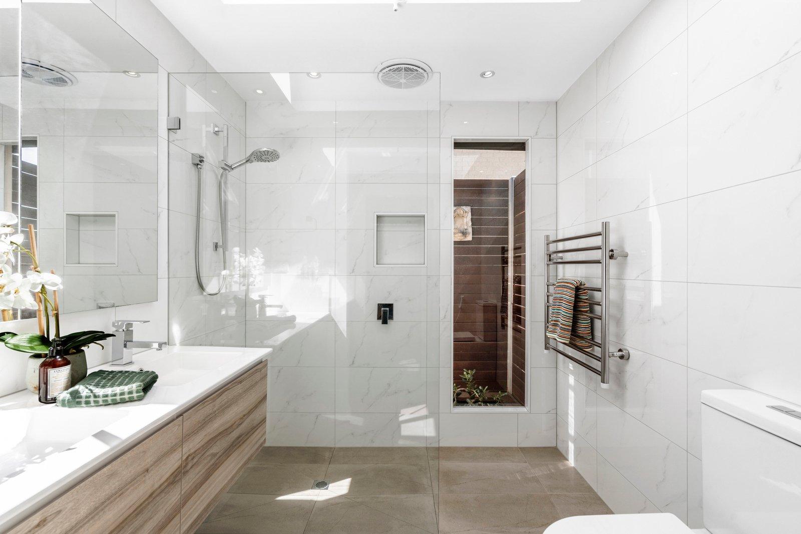 44 Swan Street, Blackburn South, 3130