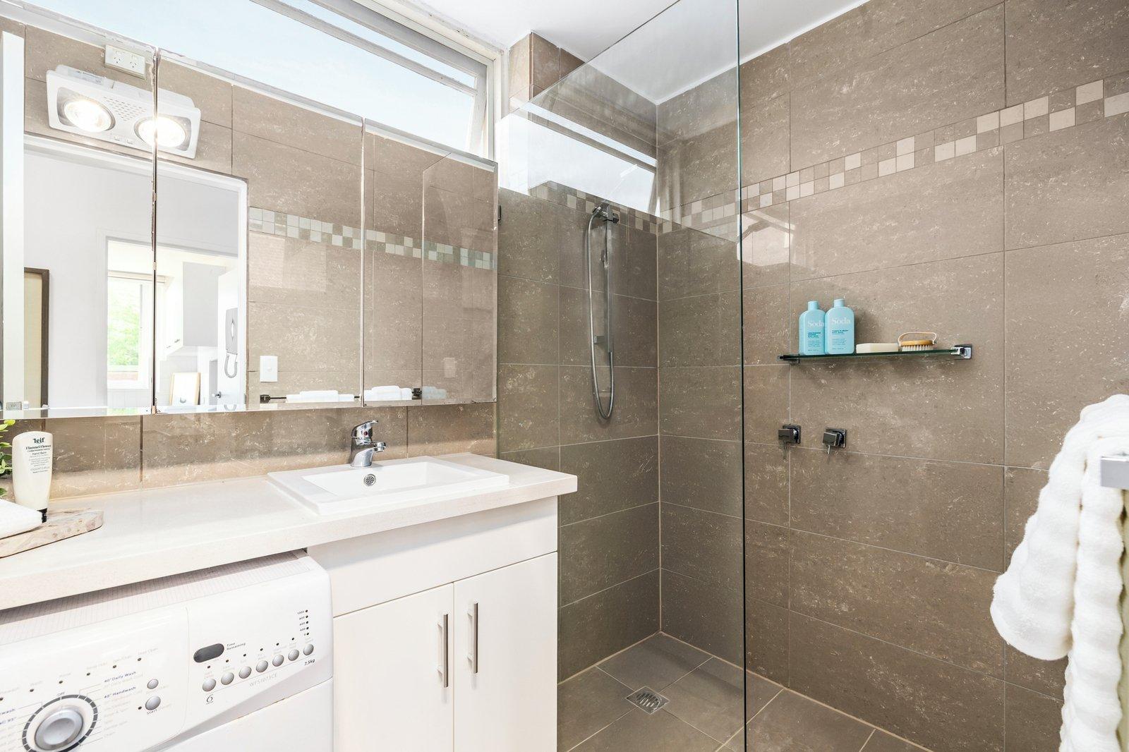 4/76 Mathoura Road, Toorak, 3142