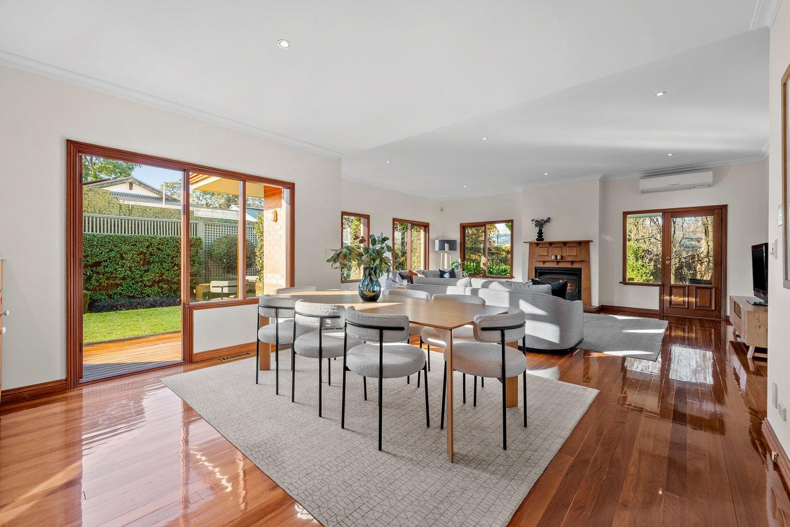 49 Kennealy Street, Surrey Hills, 3127