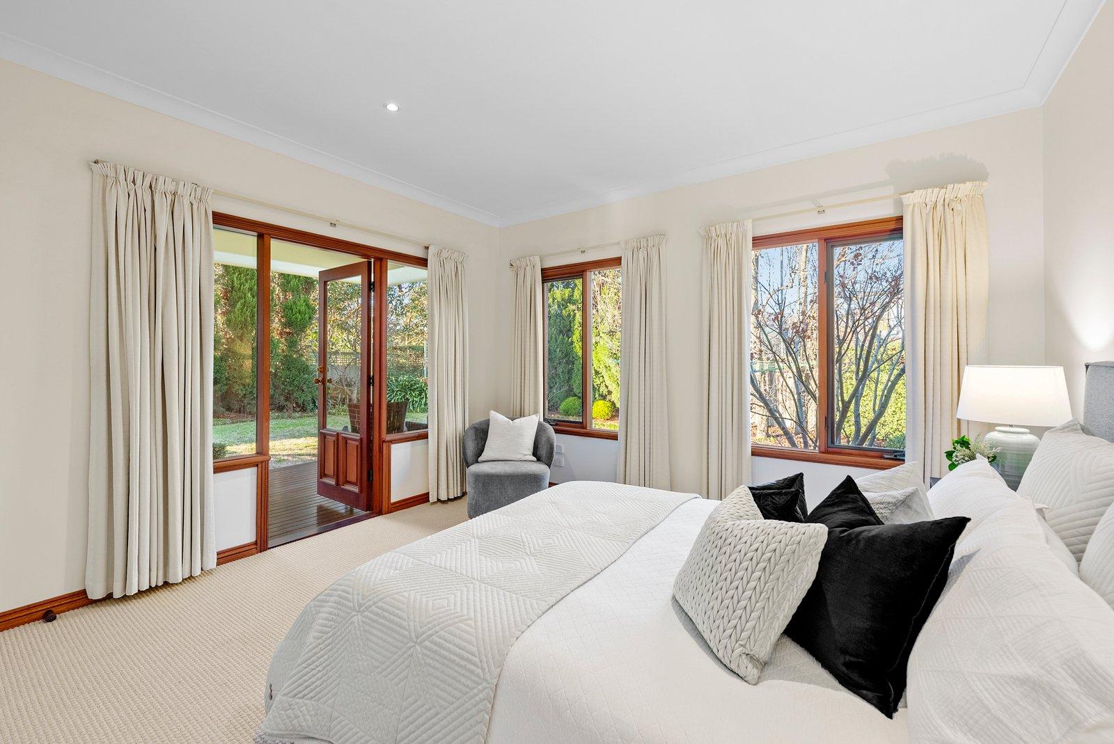 49 Kennealy Street, Surrey Hills, 3127