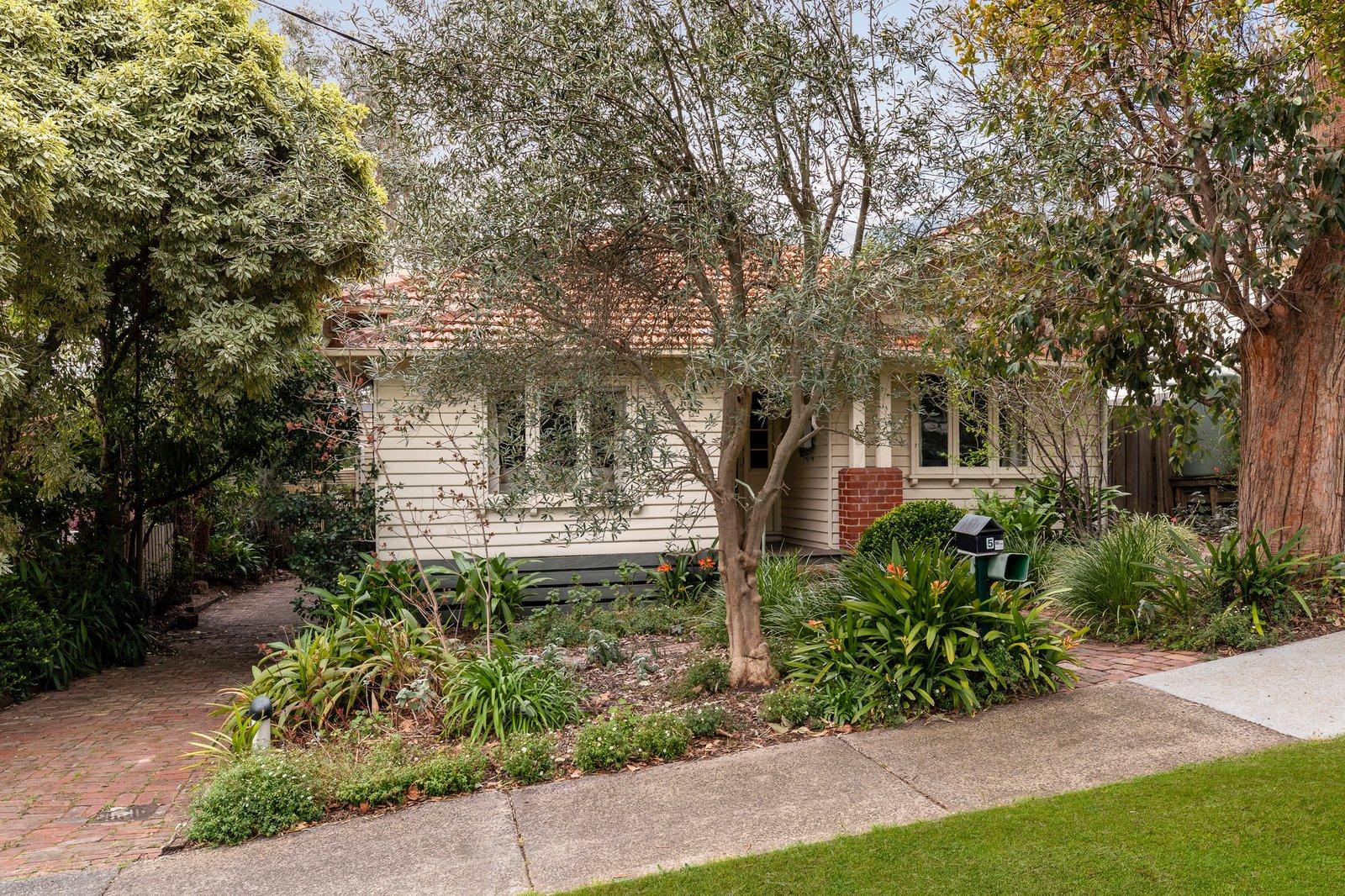 5 Allie Street, Surrey Hills, 3127