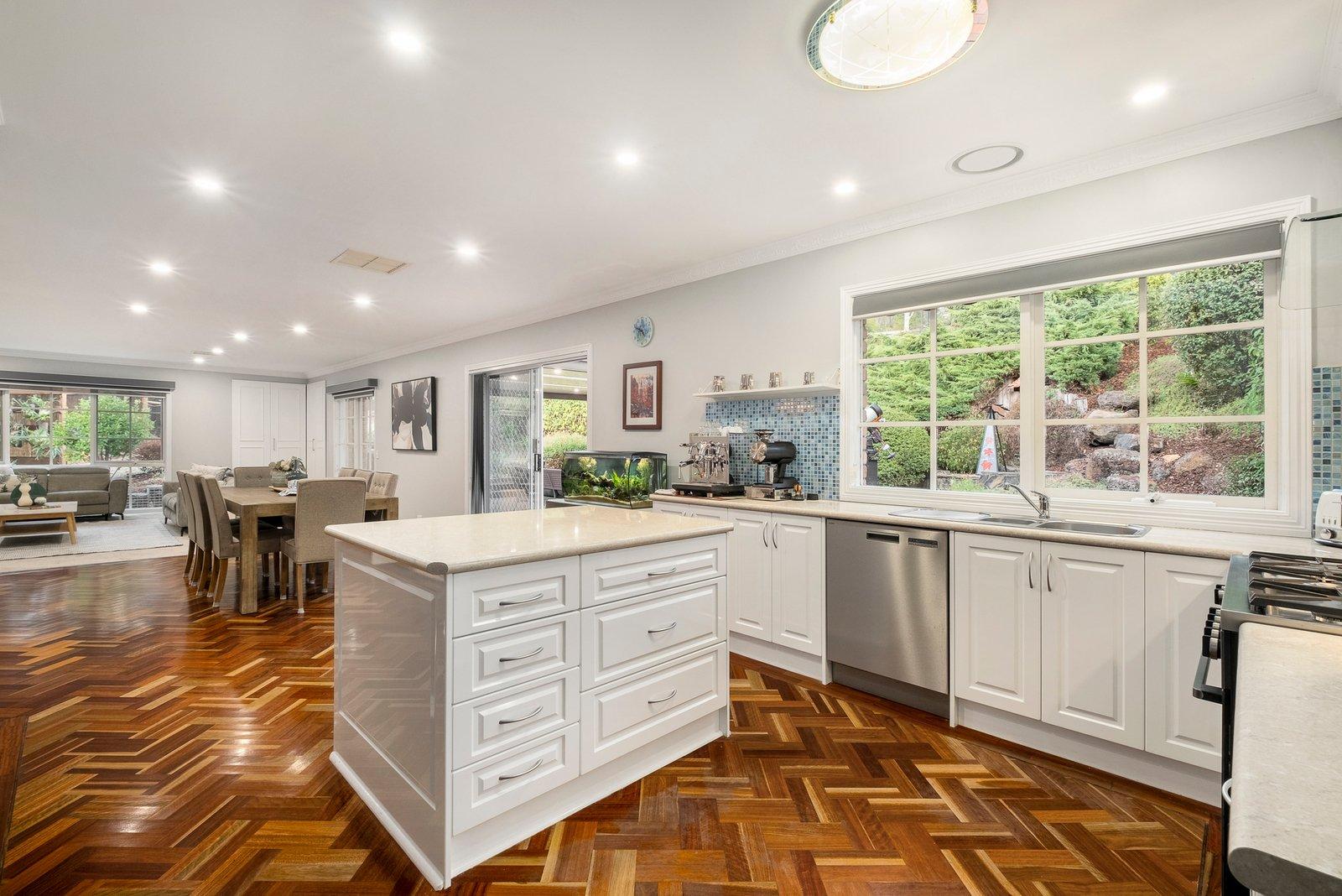 5 Campbell Court, Warrandyte, 3113