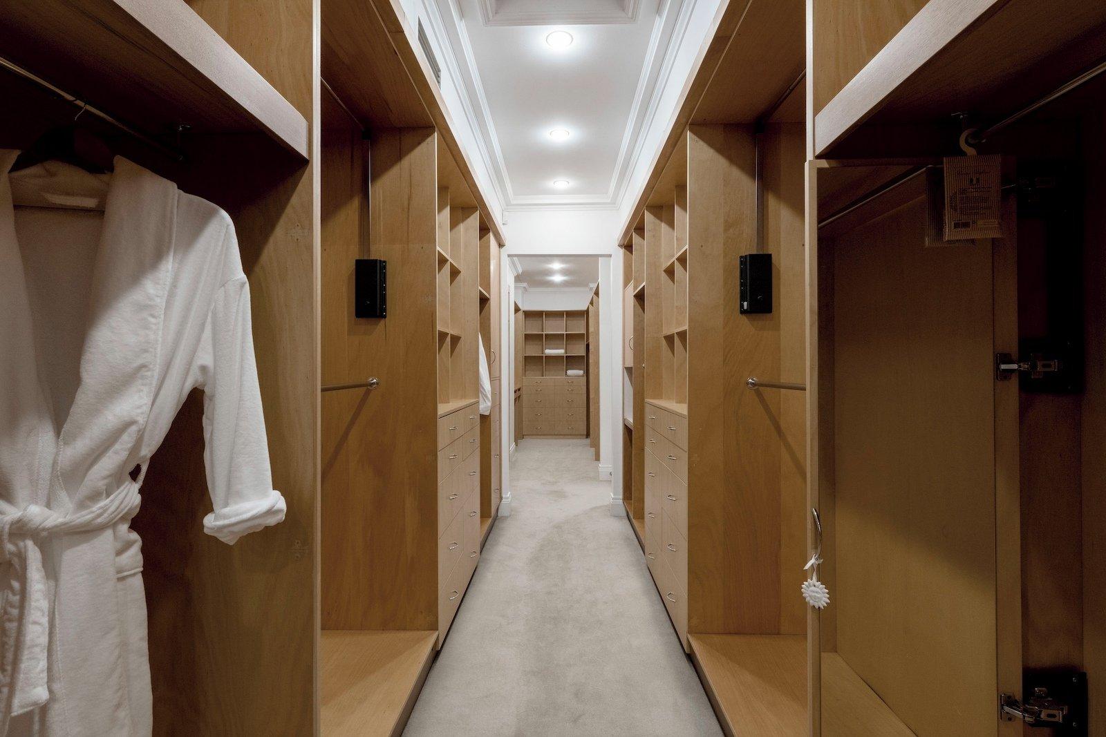 5 Grosvenor Court, Toorak, 3142