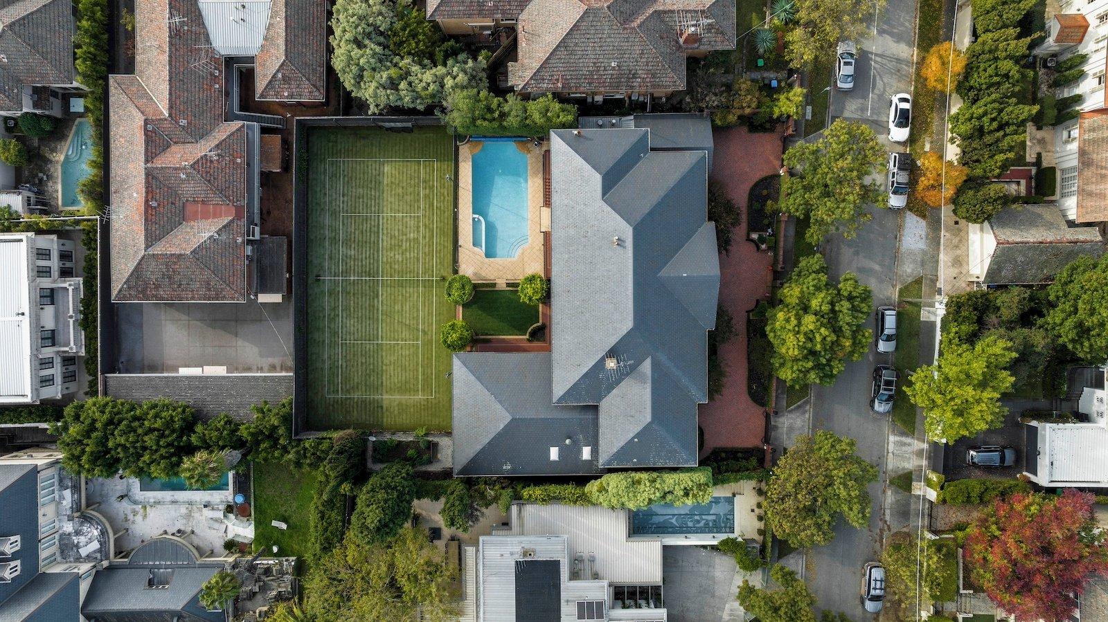 5 Grosvenor Court, Toorak, 3142