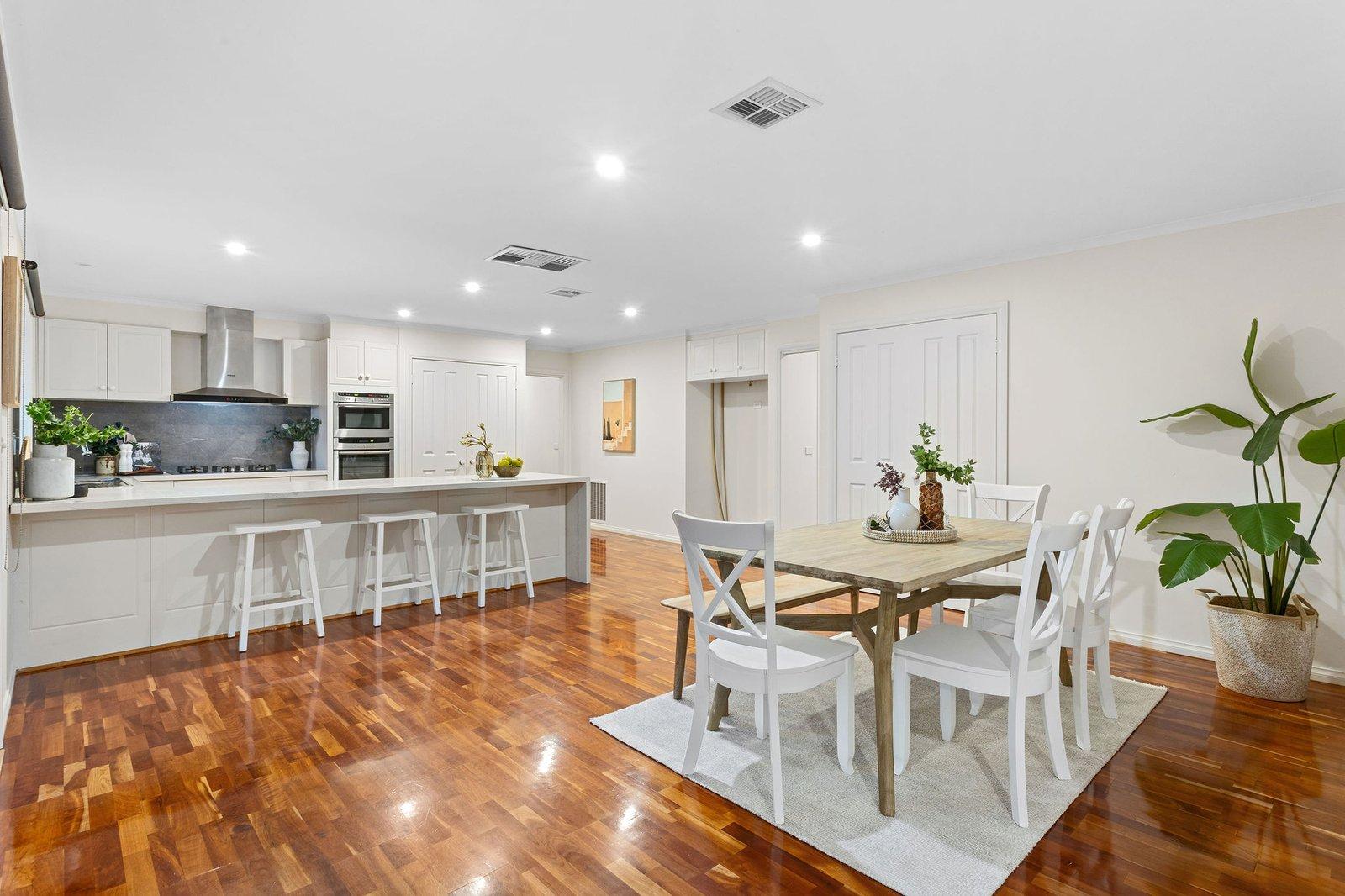 5 Jubilation Court, Frankston South, 3199