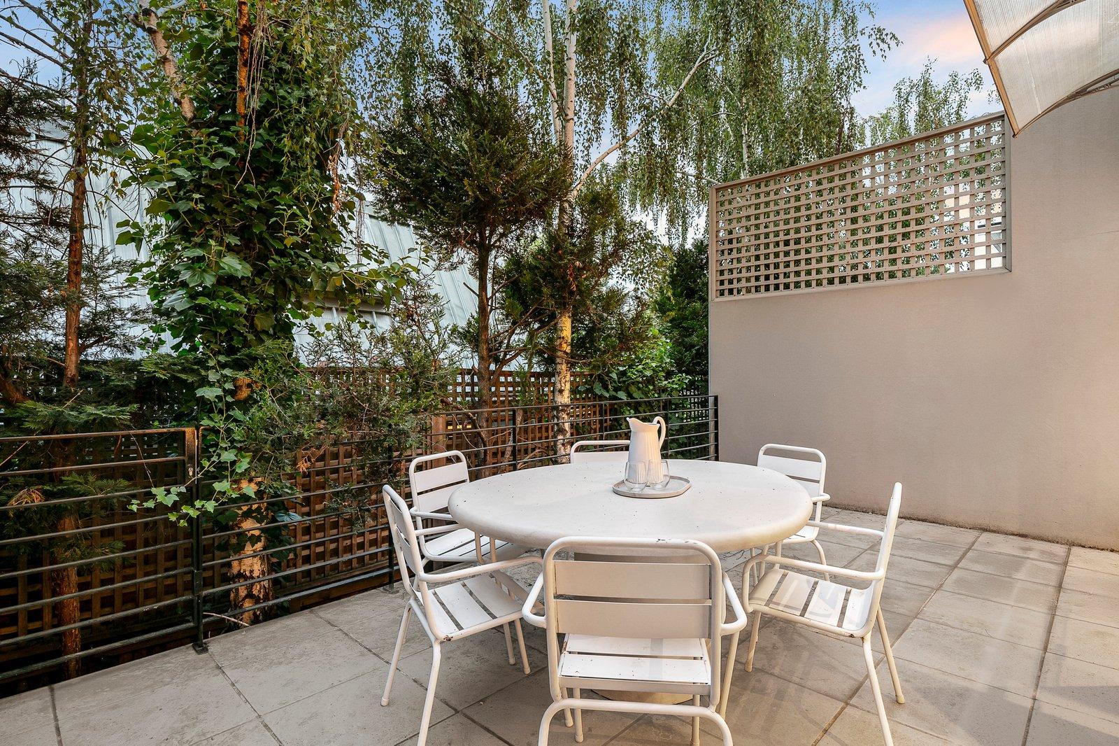 5 Tivoli Place, South Yarra, 3141