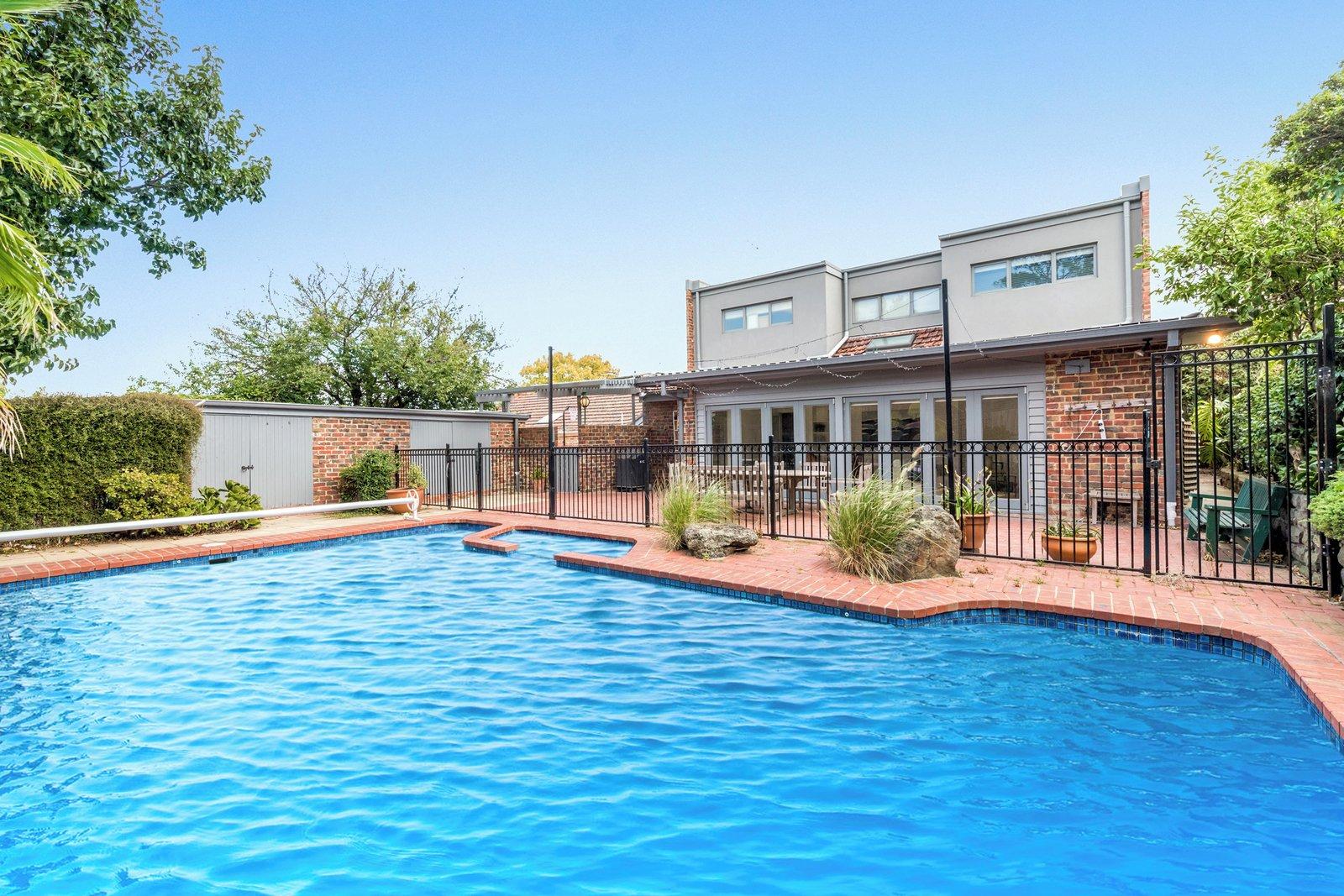 5 Tower Hill Road, Glen Iris, 3146