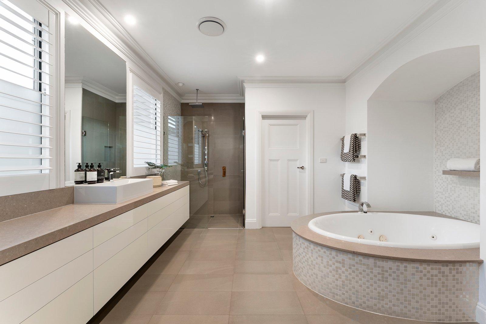 5 Winson Green Road, Canterbury, 3126