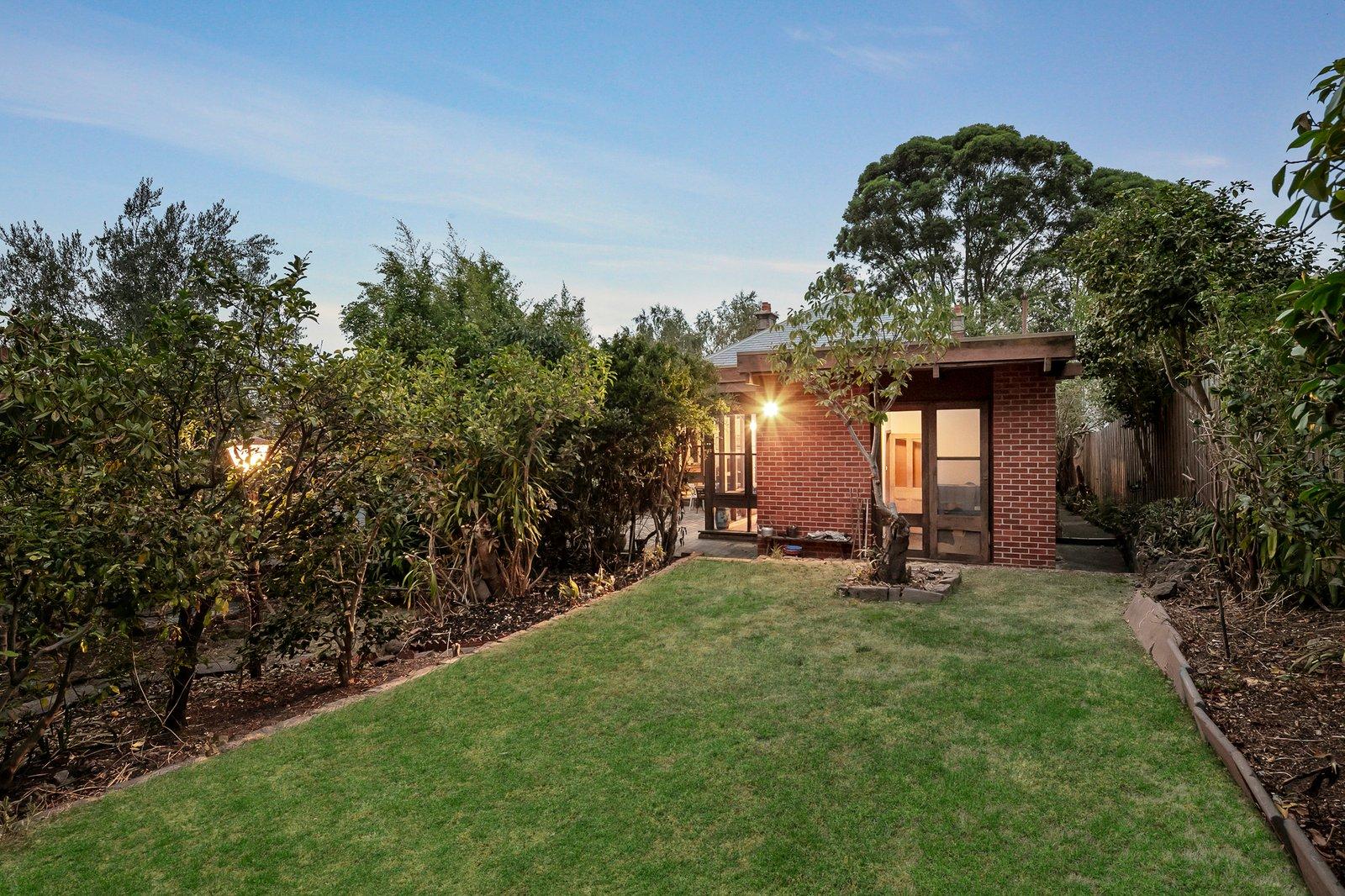 5 Yarra Grove, Hawthorn, 3122