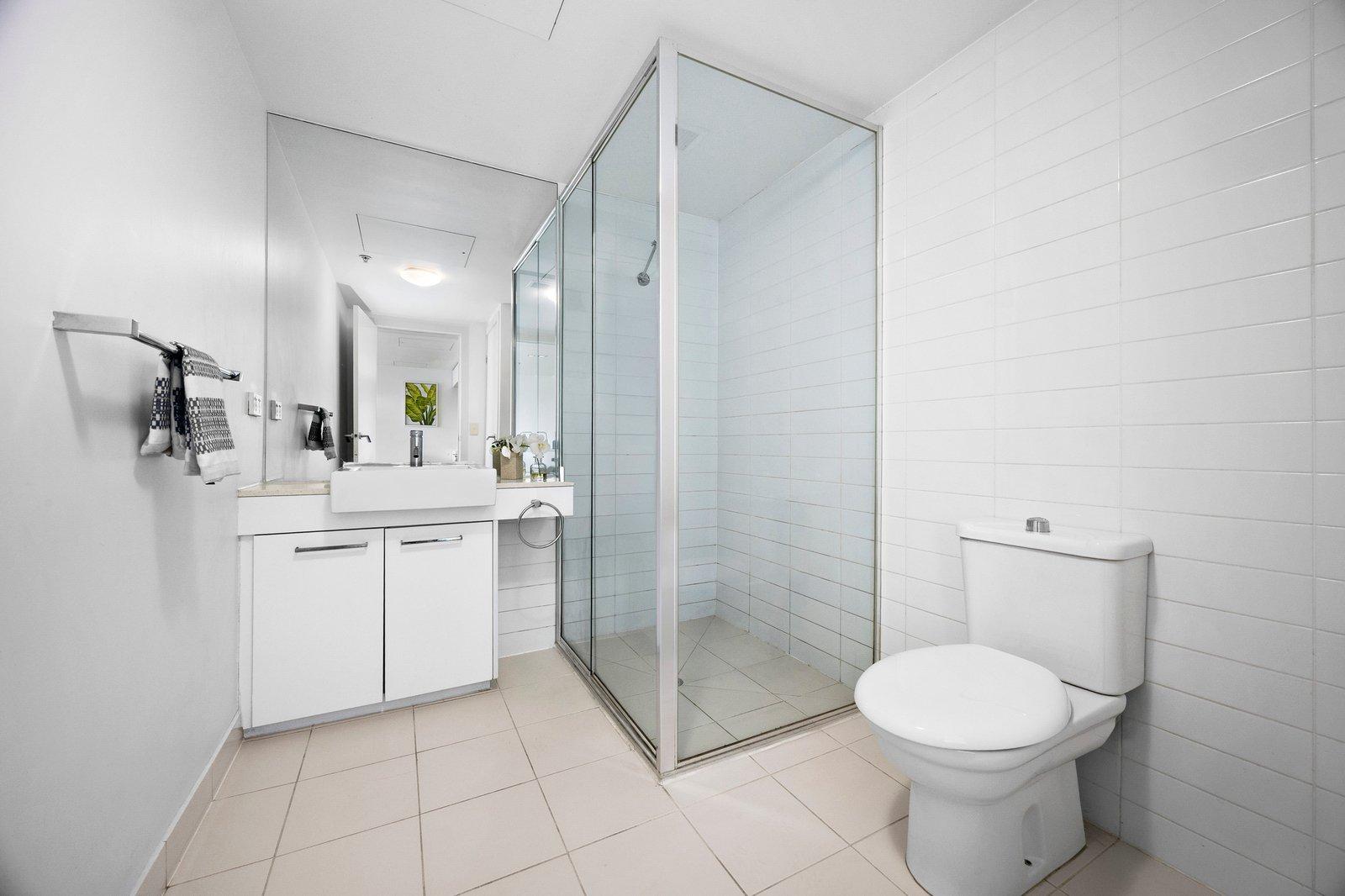 503/100 Harbour Esplanade, Docklands, 3008